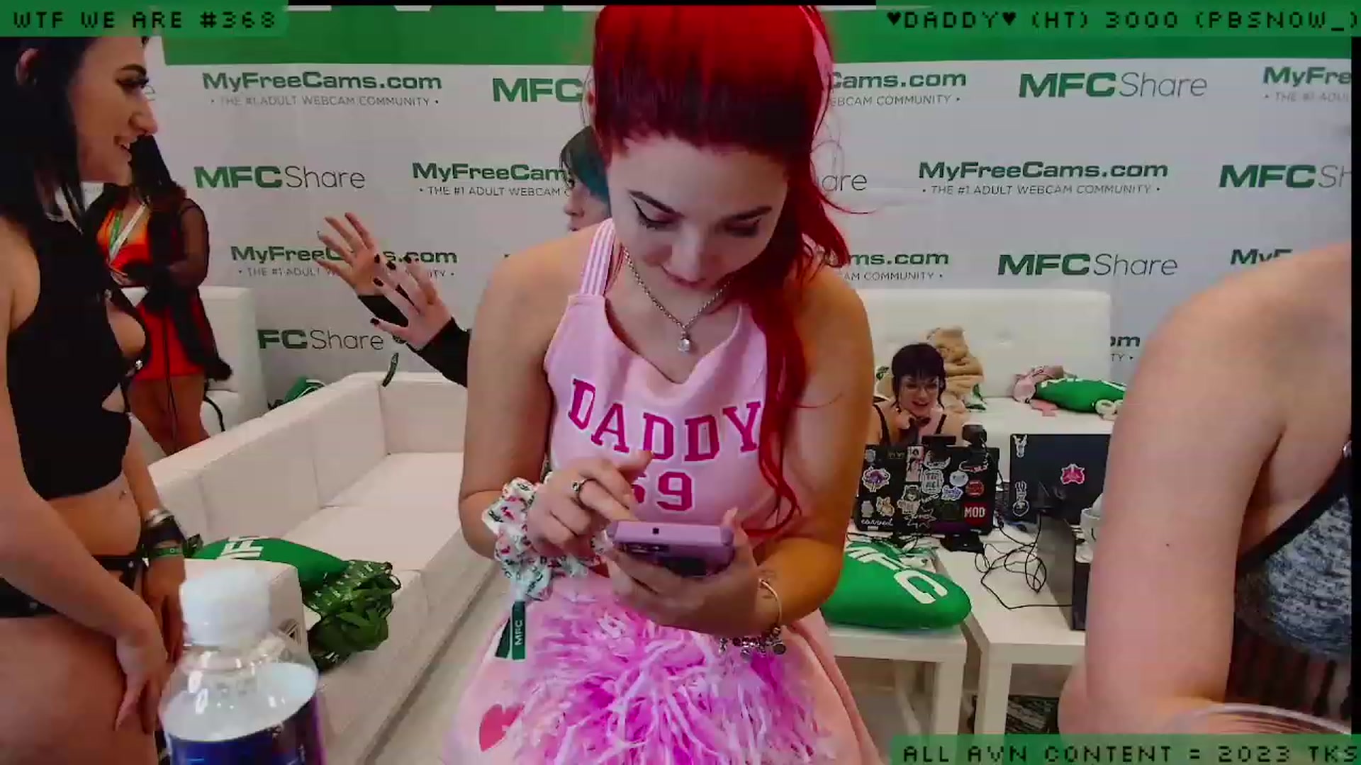 Gallery image thumbnail from JessWhitmore_'s myfreecams stream on, 01/05/2023, 03:49 image 10 of 20