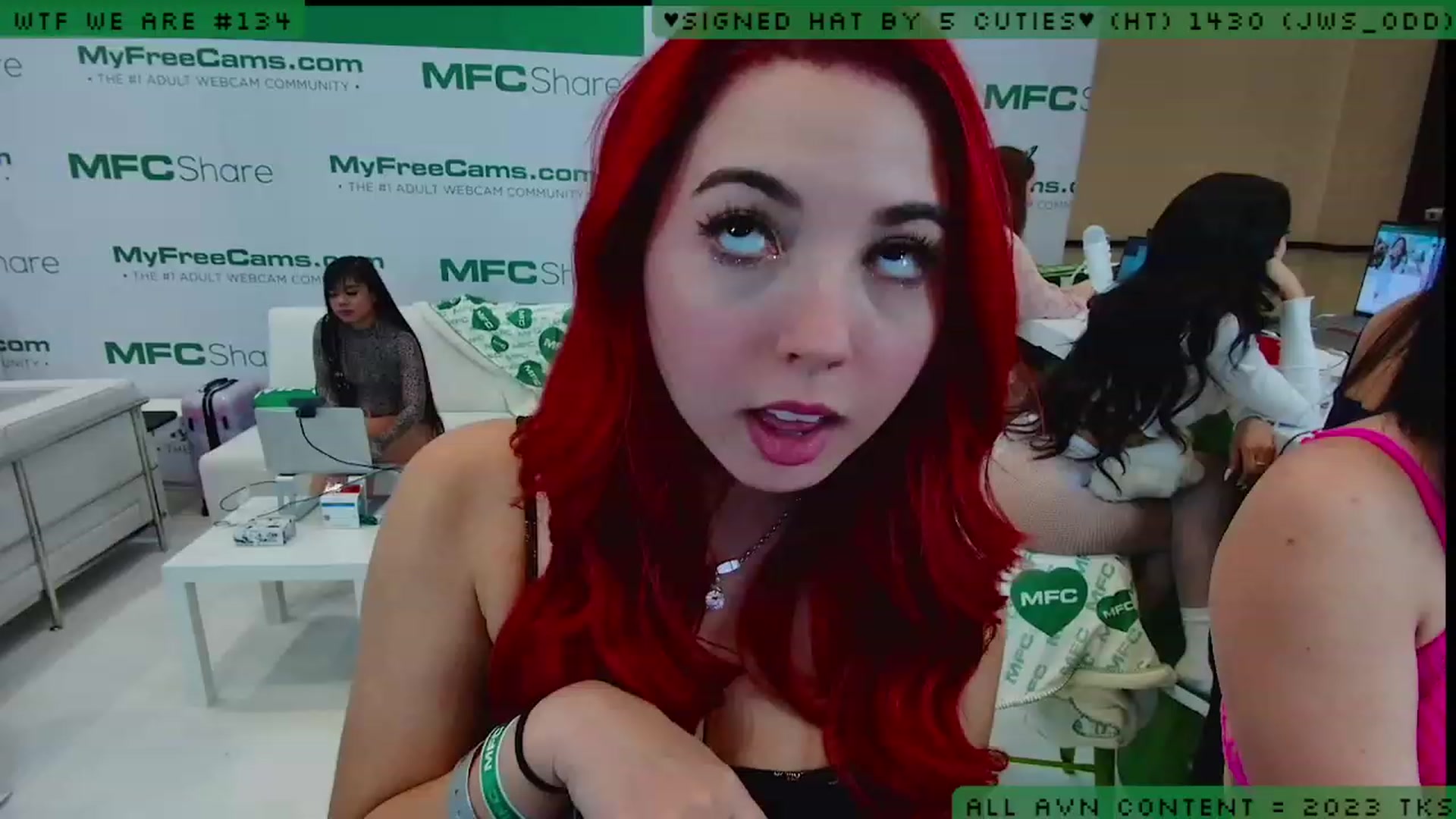 Gallery image thumbnail from JessWhitmore_'s myfreecams stream on, 01/06/2023, 24:03 image 9 of 20