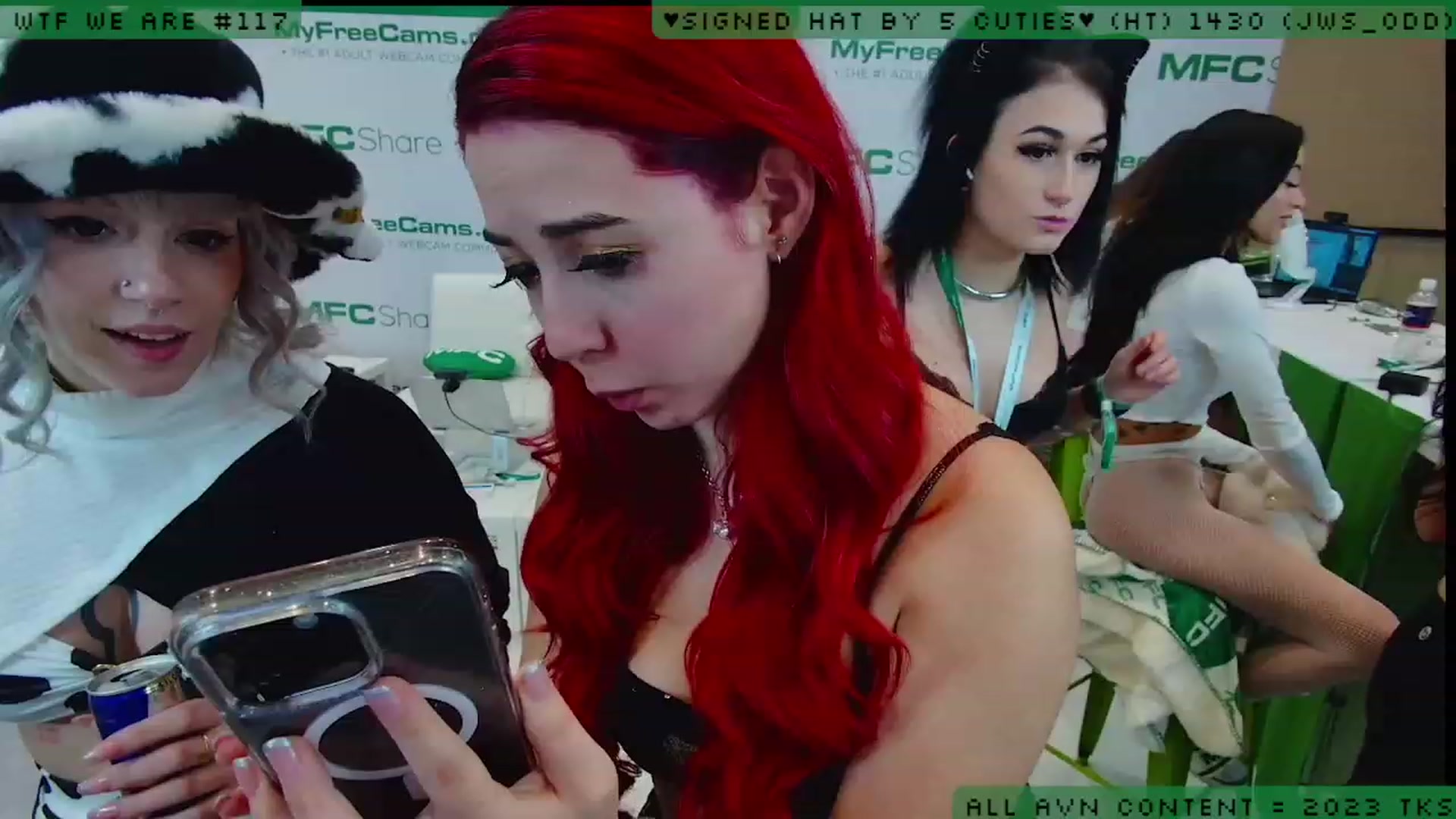 Gallery image thumbnail from JessWhitmore_'s myfreecams stream on, 01/06/2023, 24:03 image 14 of 20