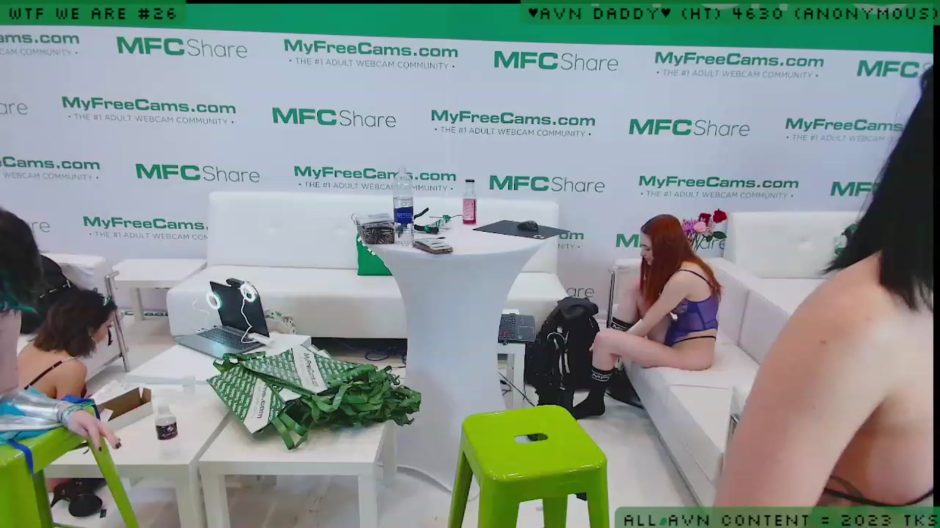 Gallery image thumbnail from JessWhitmore_'s myfreecams stream on, 01/07/2023, 03:45 image 7 of 20