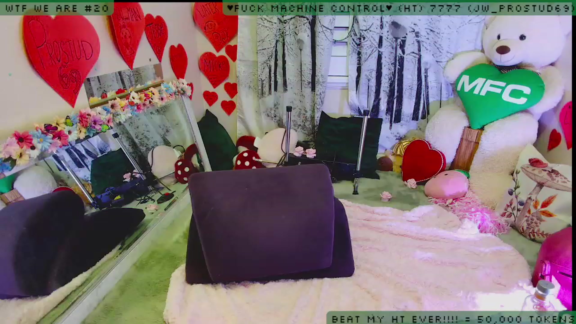 Gallery image thumbnail from JessWhitmore_'s myfreecams stream on, 02/04/2023, 08:31 image 17 of 20