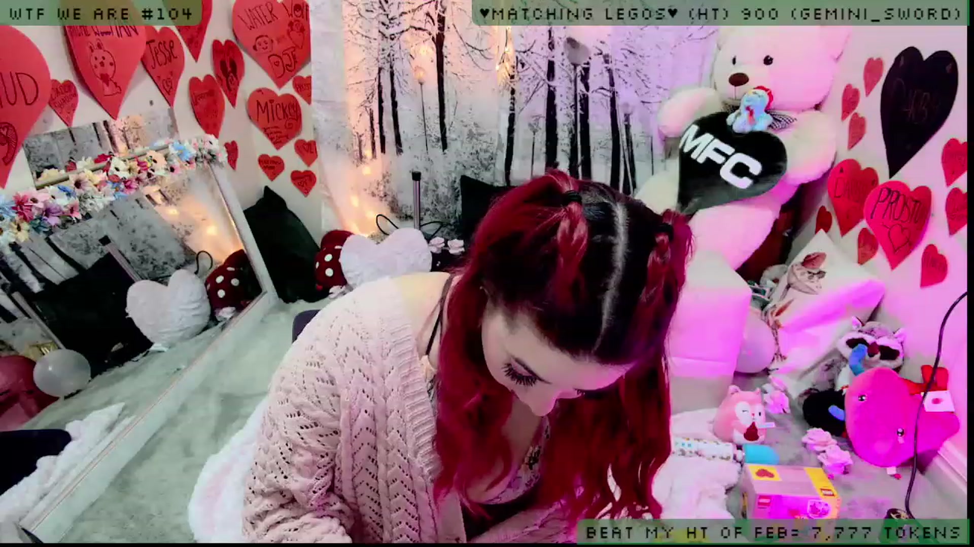 Gallery image thumbnail from JessWhitmore_'s myfreecams stream on, 02/18/2023, 06:22 image 7 of 20