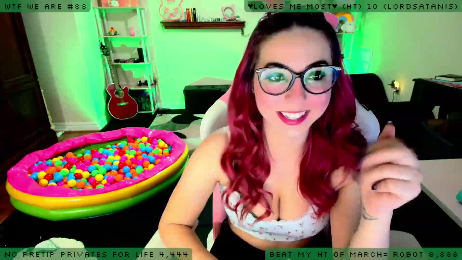 Gallery image thumbnail from JessWhitmore_'s myfreecams stream on, 03/05/2023, 08:20 image 4 of 20