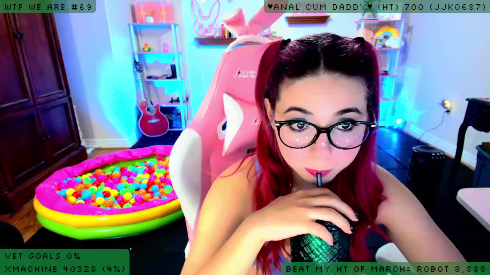 Gallery image thumbnail from JessWhitmore_'s myfreecams stream on, 03/07/2023, 07:22 image 15 of 20