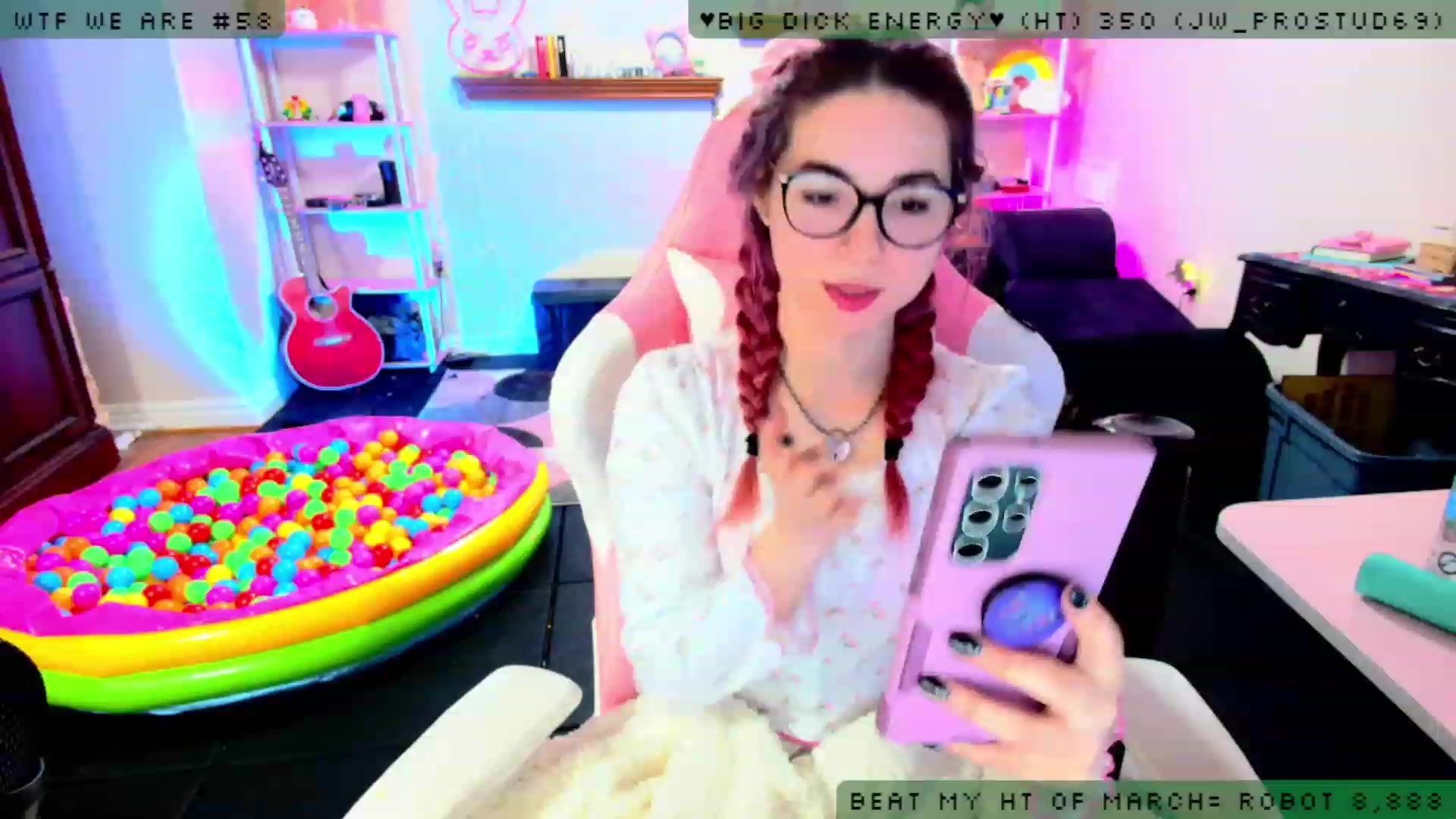 Gallery image thumbnail from JessWhitmore_'s myfreecams stream on, 03/09/2023, 04:17 image 11 of 20