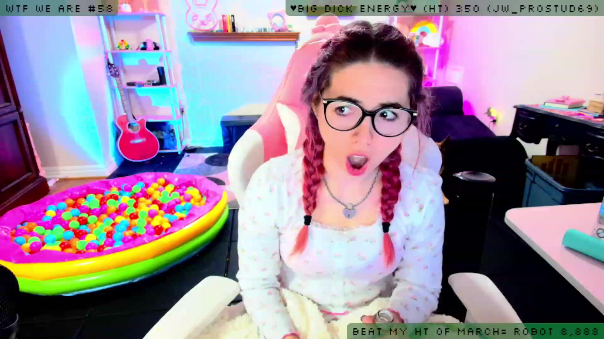 Gallery image thumbnail from JessWhitmore_'s myfreecams stream on, 03/09/2023, 04:17 image 10 of 20