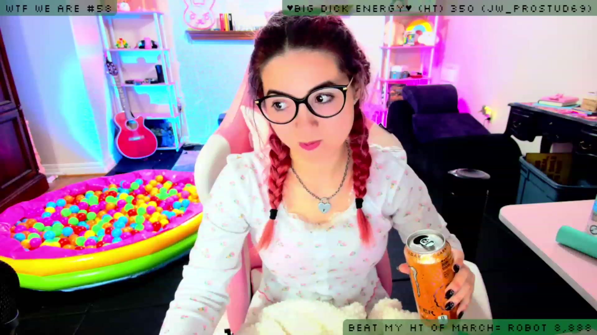 Gallery image thumbnail from JessWhitmore_'s myfreecams stream on, 03/09/2023, 04:17 image 19 of 20