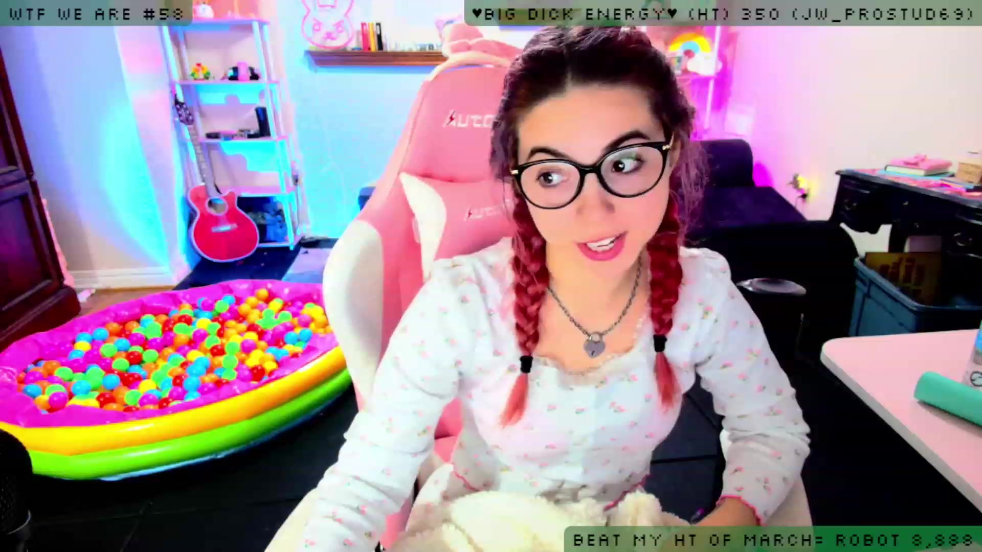 Gallery image thumbnail from JessWhitmore_'s myfreecams stream on, 03/09/2023, 04:17 image 18 of 20