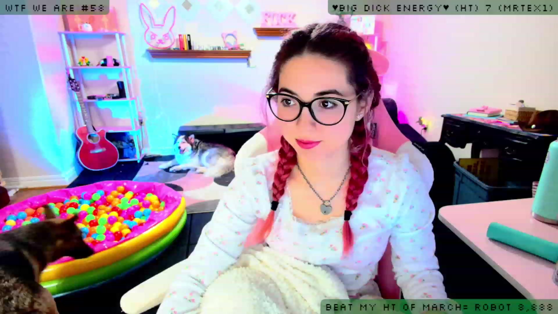 Gallery image thumbnail from JessWhitmore_'s myfreecams stream on, 03/09/2023, 04:17 image 4 of 20