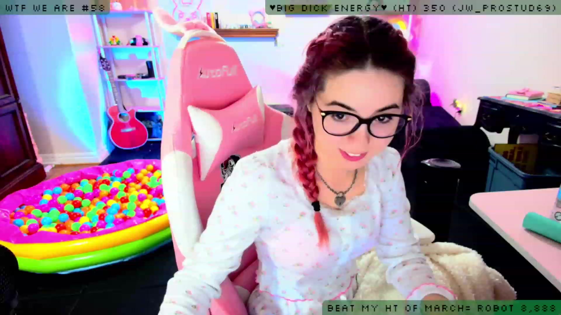 Gallery image thumbnail from JessWhitmore_'s myfreecams stream on, 03/09/2023, 07:14 image 2 of 20