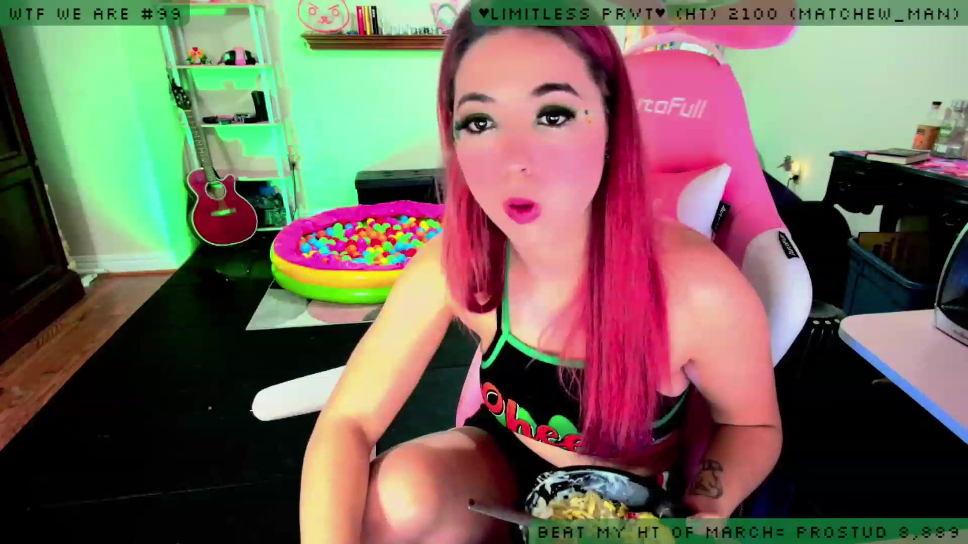 Gallery image thumbnail from JessWhitmore_'s myfreecams stream on, 03/18/2023, 24:37 image 11 of 20