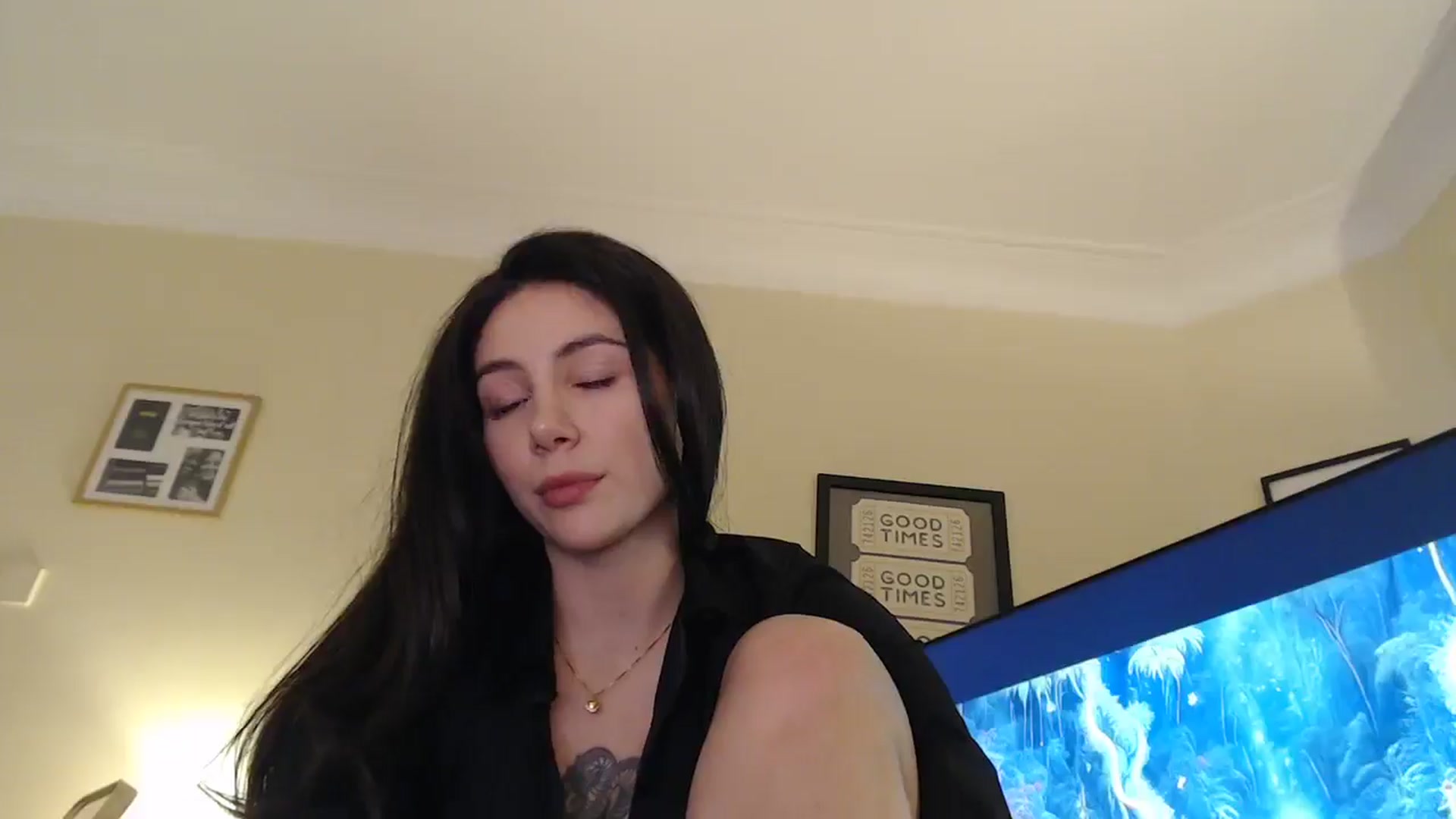 Gallery image thumbnail from Jess_Barrett's myfreecams stream on, 01/25/2026, 16:24 image 18 of 20