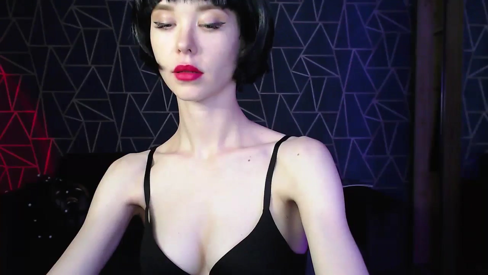 Gallery image thumbnail from Jess_peach's myfreecams stream on, 08/02/2023, 23:15 image 9 of 20