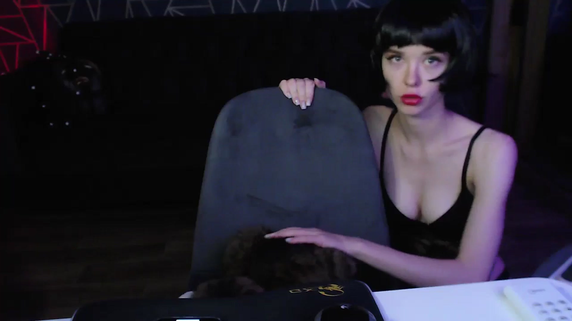 Gallery image thumbnail from Jess_peach's myfreecams stream on, 08/02/2023, 23:15 image 4 of 20