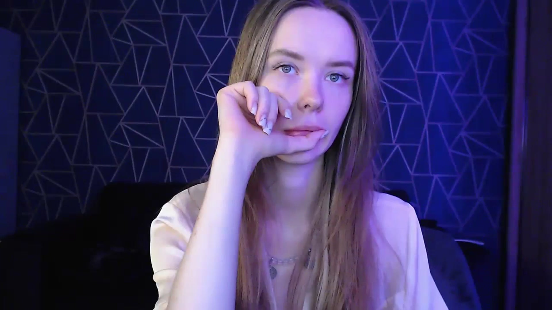 Gallery image thumbnail from Jess_peach's myfreecams stream on, 08/03/2023, 23:09 image 9 of 20