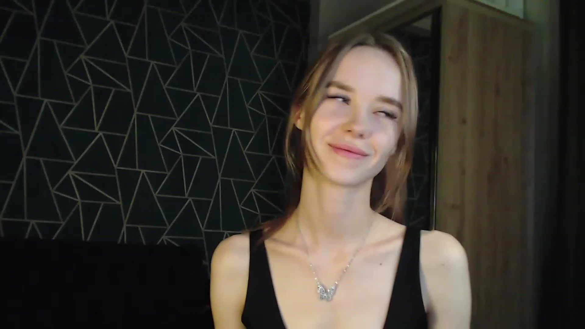 Gallery image thumbnail from Jess_peach's myfreecams stream on, 08/12/2023, 02:21 image 19 of 20