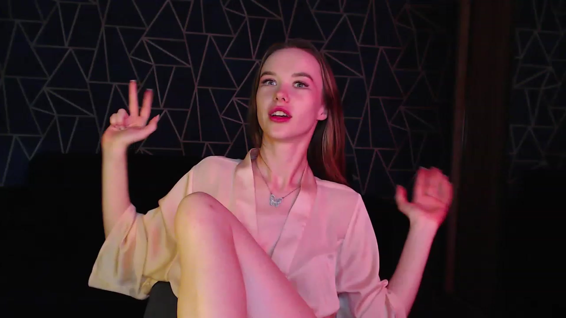Gallery image thumbnail from Jess_peach's myfreecams stream on, 08/14/2023, 02:11 image 15 of 20