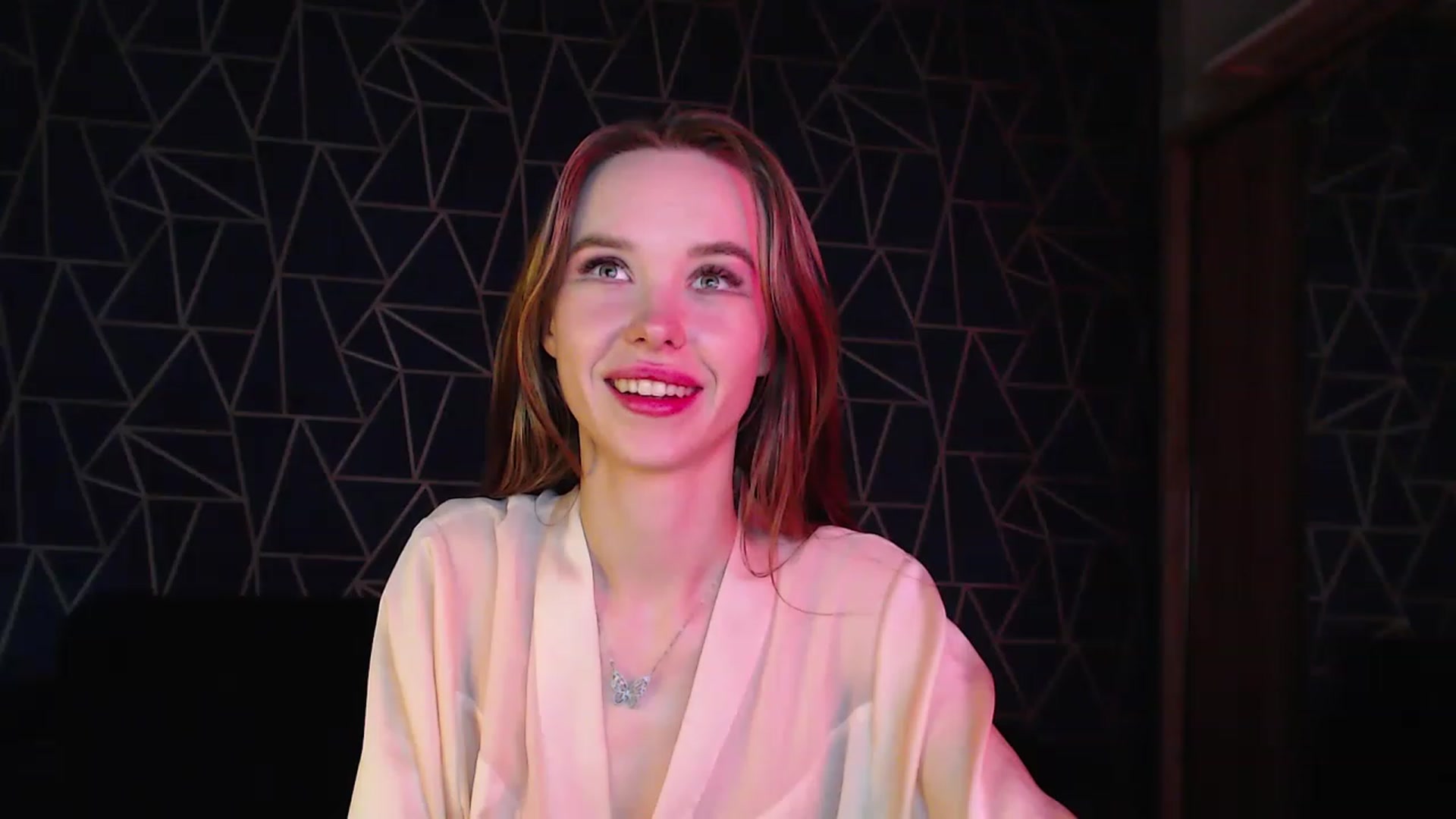 Gallery image thumbnail from Jess_peach's myfreecams stream on, 08/14/2023, 02:11 image 17 of 20