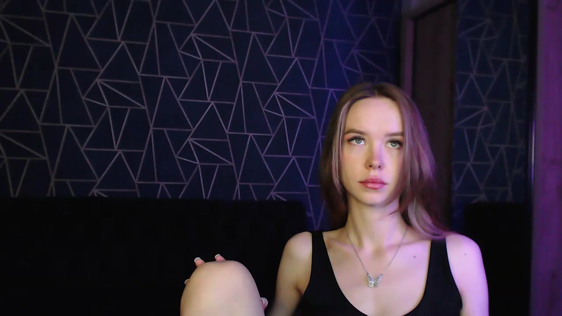 Gallery image thumbnail from Jess_peach's myfreecams stream on, 08/14/2023, 21:09 image 2 of 20
