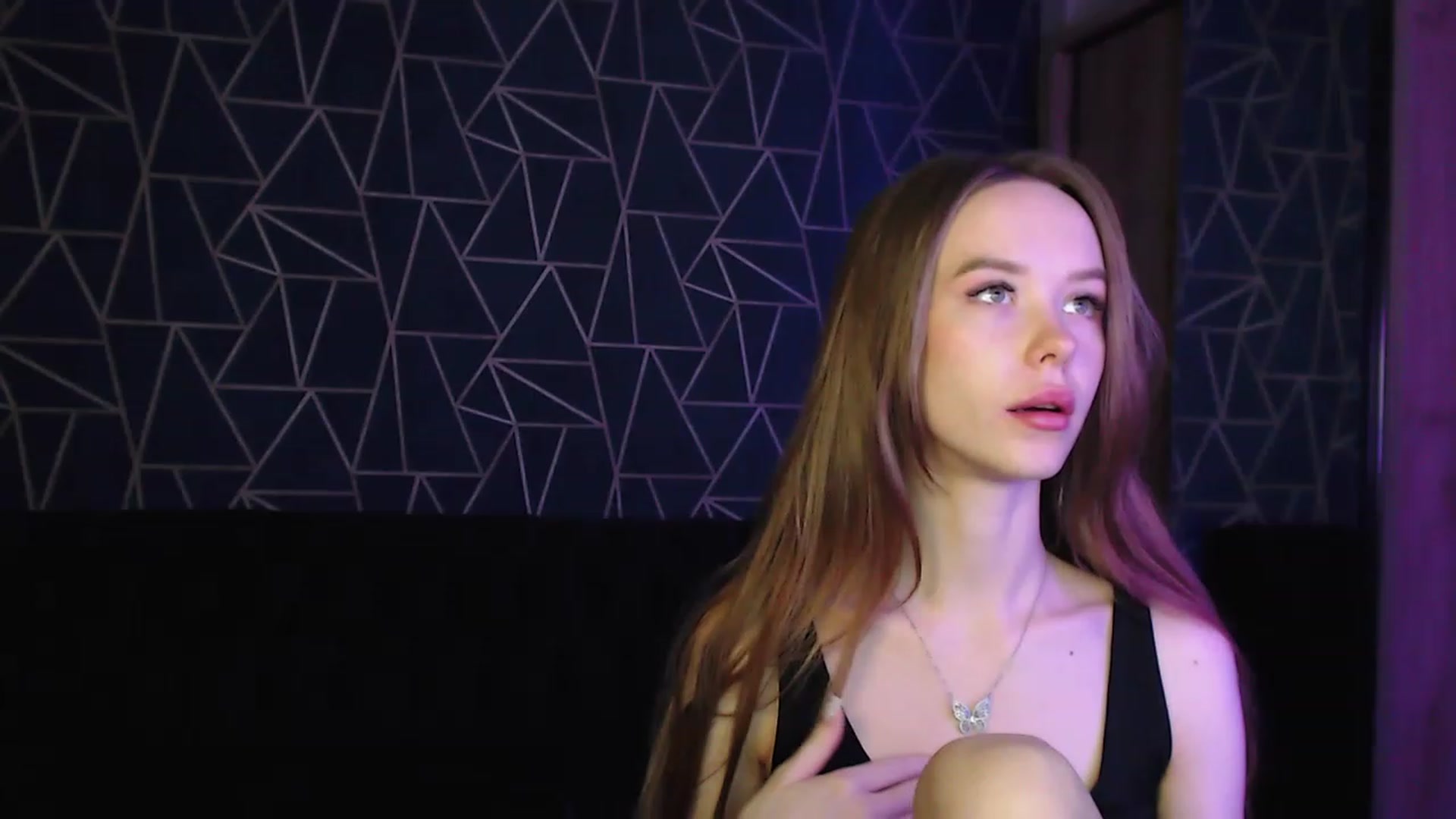 Gallery image thumbnail from Jess_peach's myfreecams stream on, 08/14/2023, 21:09 image 4 of 20