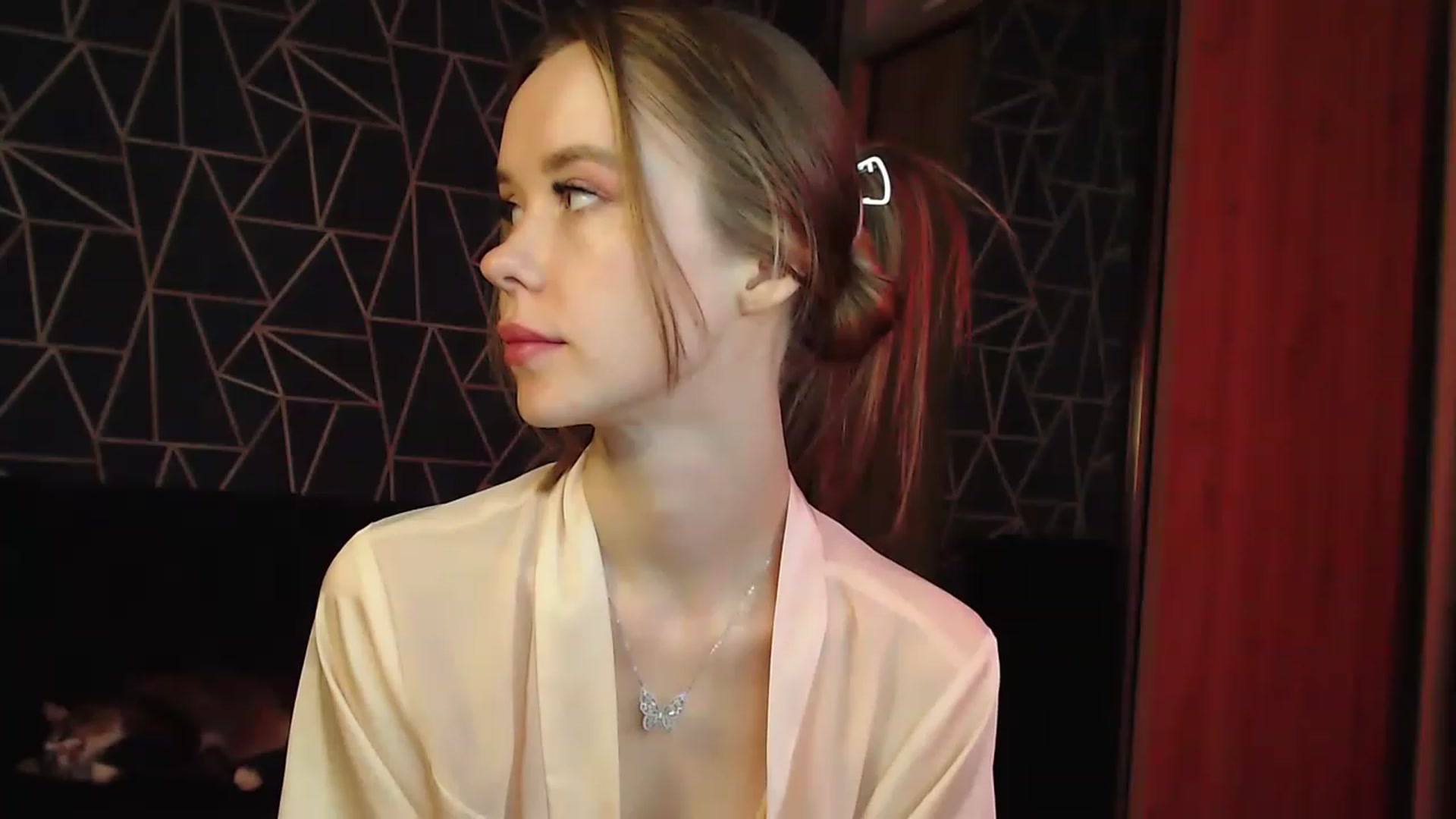 Gallery image thumbnail from Jess_peach's myfreecams stream on, 08/15/2023, 24:03 image 14 of 20