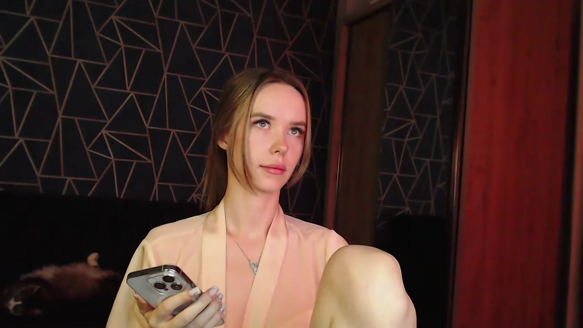 Gallery image thumbnail from Jess_peach's myfreecams stream on, 08/15/2023, 24:03 image 18 of 20