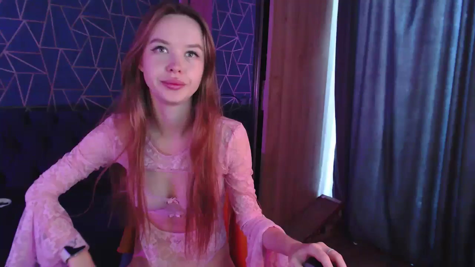 Gallery image thumbnail from Jess_peach's myfreecams stream on, 10/15/2023, 09:47 image 1 of 20