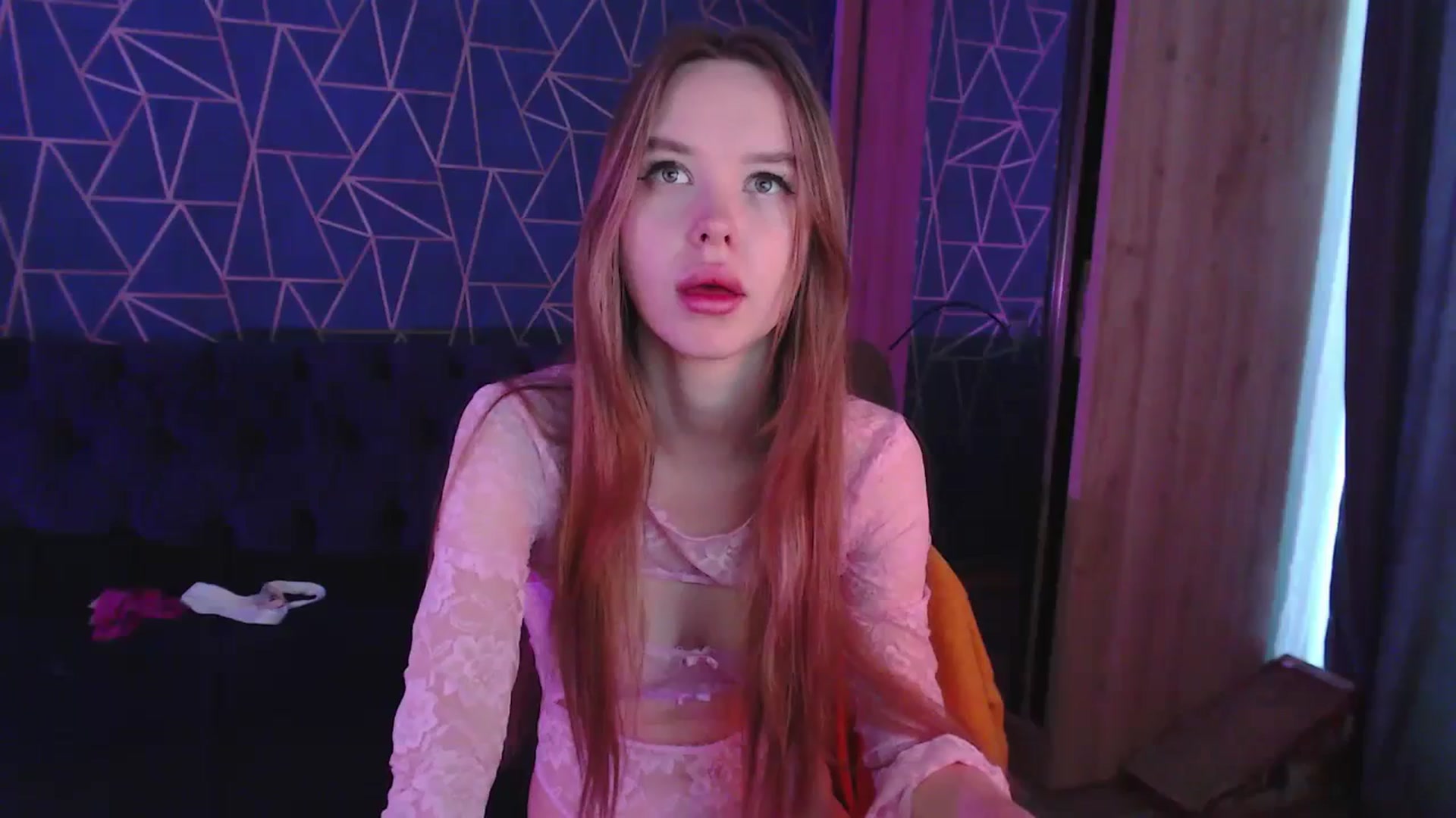Gallery image thumbnail from Jess_peach's myfreecams stream on, 10/15/2023, 09:47 image 8 of 20