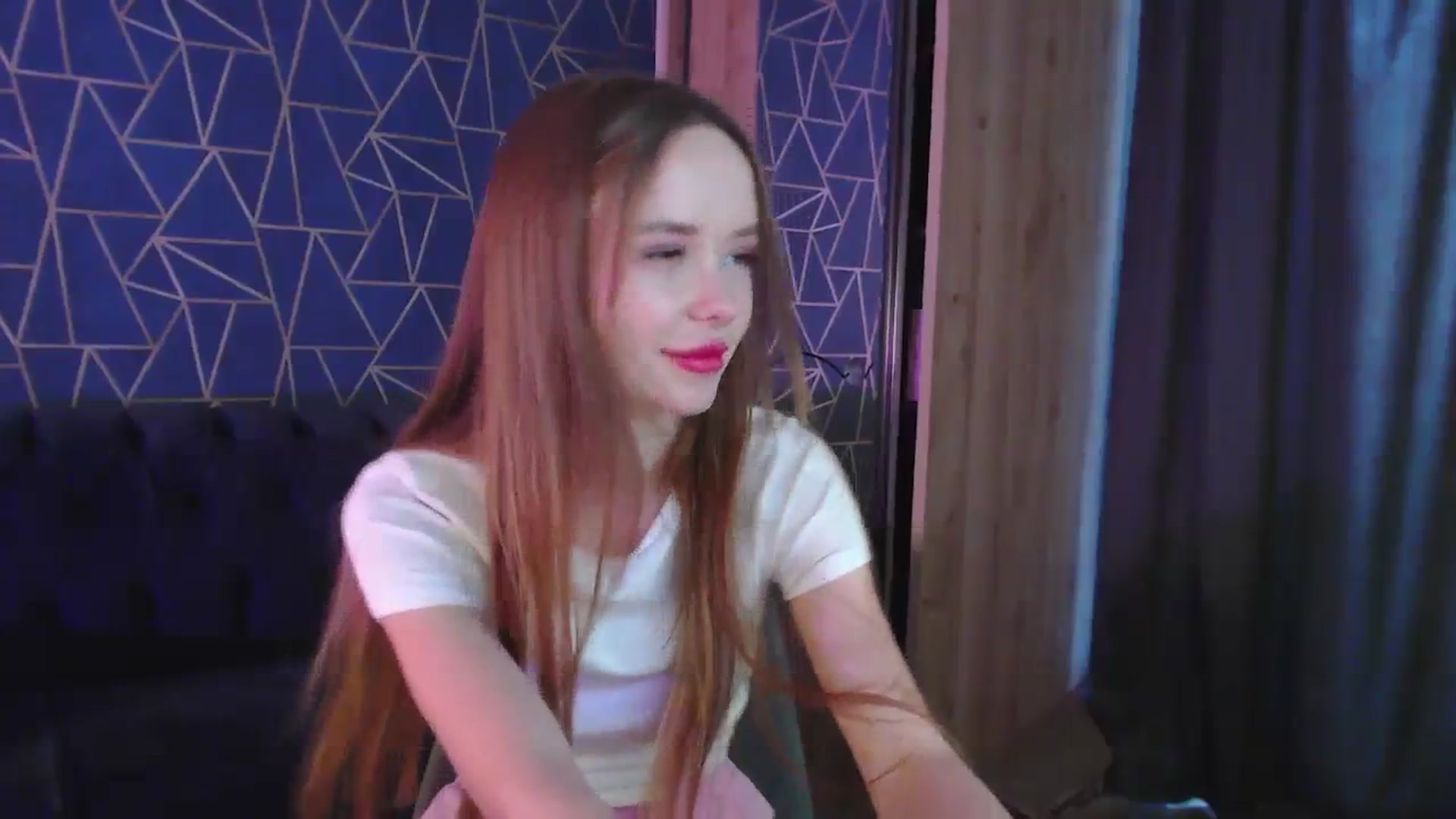 Gallery image thumbnail from Jess_peach's myfreecams stream on, 10/15/2023, 16:06 image 6 of 20