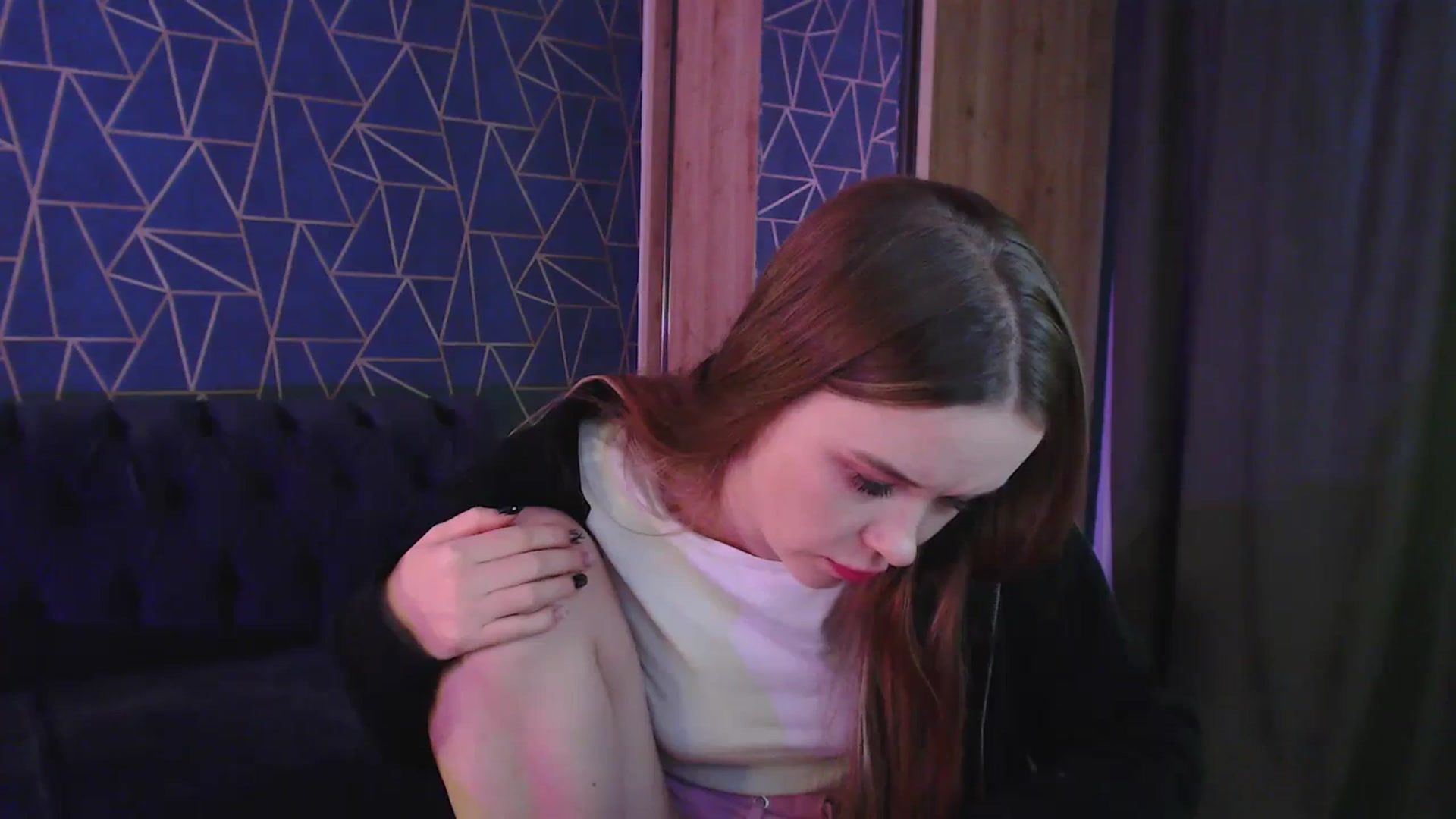 Gallery image thumbnail from Jess_peach's myfreecams stream on, 10/15/2023, 16:06 image 12 of 20