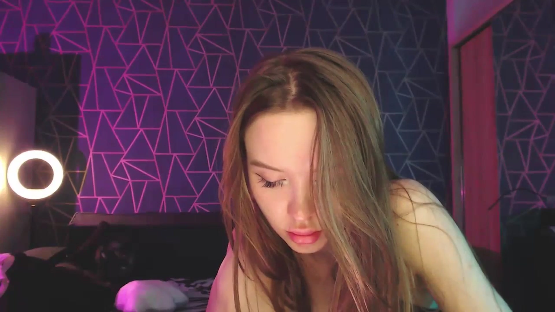 Gallery image thumbnail from Jess_peach's myfreecams stream on, 10/17/2023, 19:08 image 13 of 20