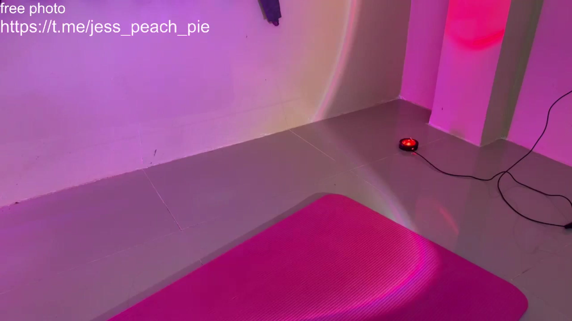 Gallery image thumbnail from Jess_peach's myfreecams stream on, 07/02/2024, 01:18 image 3 of 20
