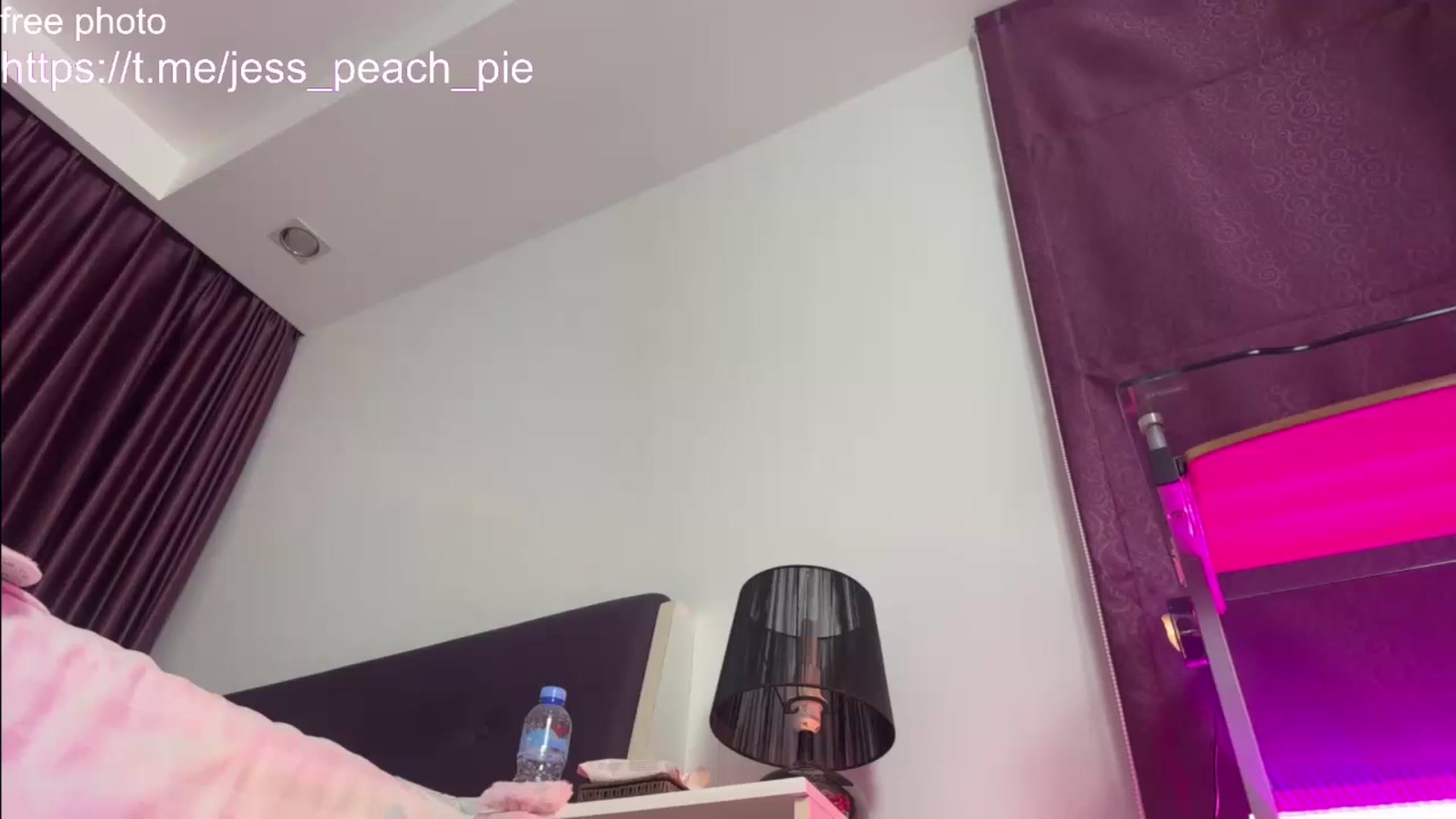 Gallery image thumbnail from Jess_peach's myfreecams stream on, 07/30/2024, 13:05 image 17 of 20