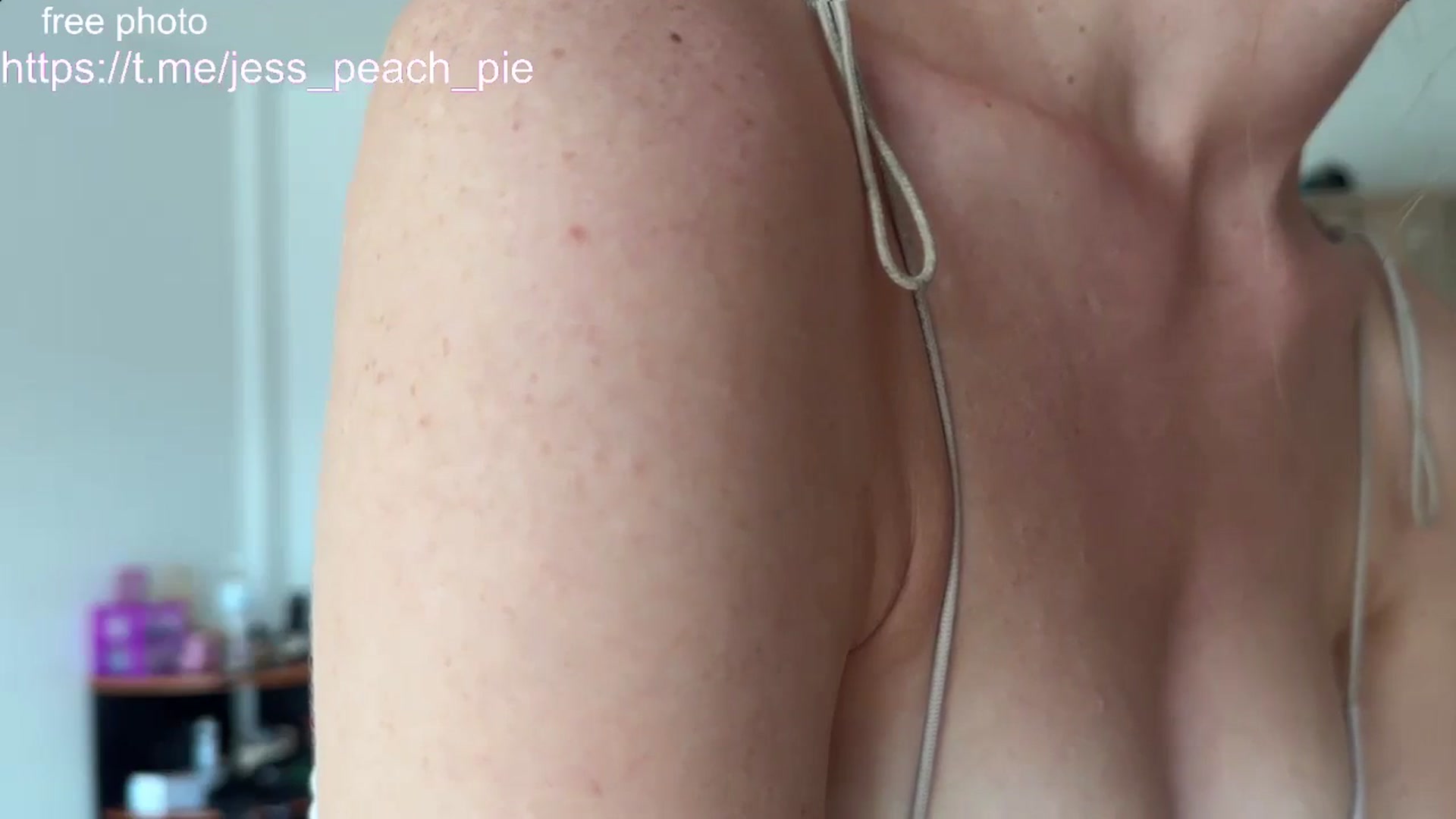 Gallery image thumbnail from Jess_peach's myfreecams stream on, 10/30/2024, 04:13 image 19 of 20