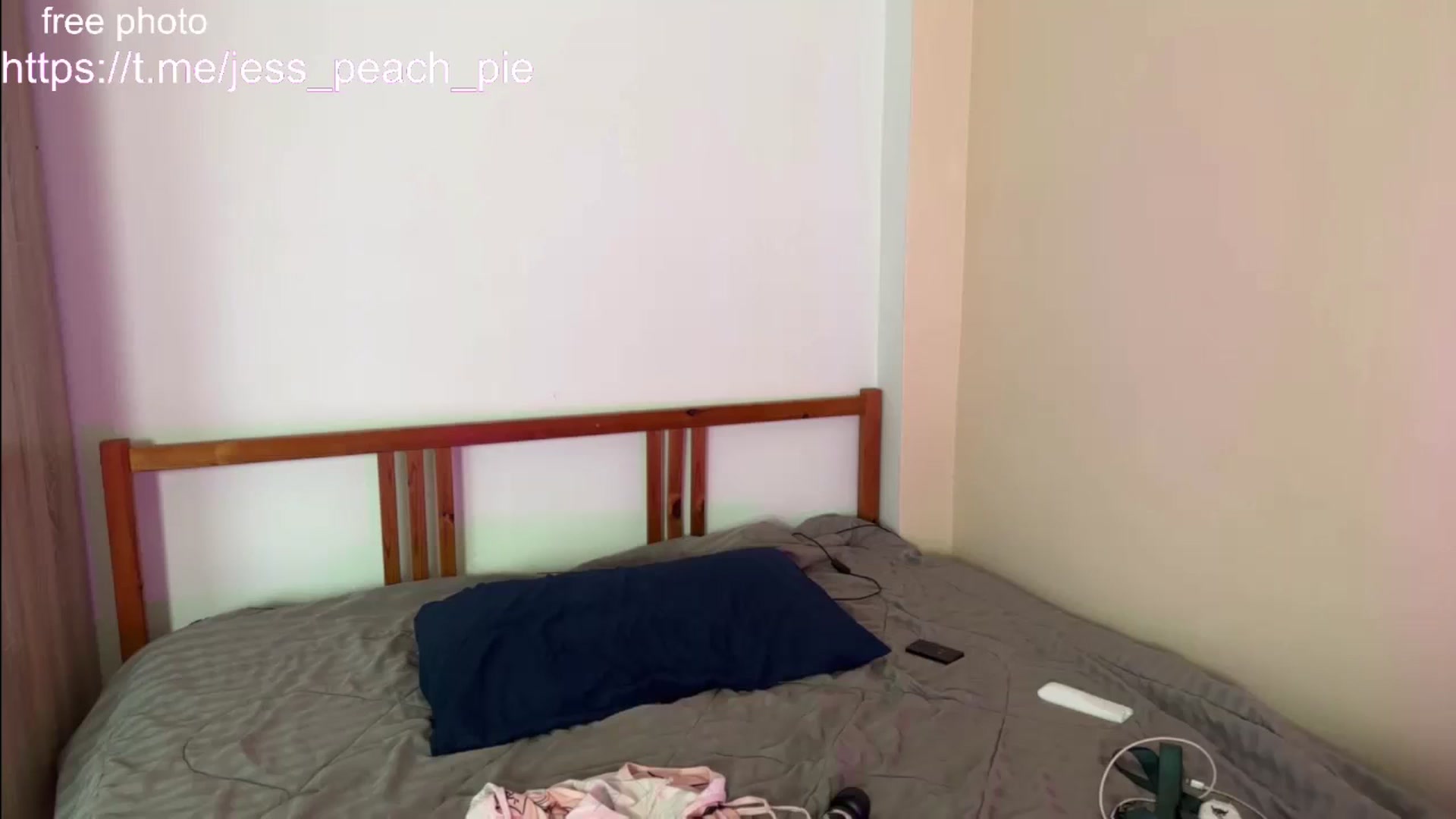 Gallery image thumbnail from Jess_peach's myfreecams stream on, 11/15/2024, 08:11 image 1 of 20