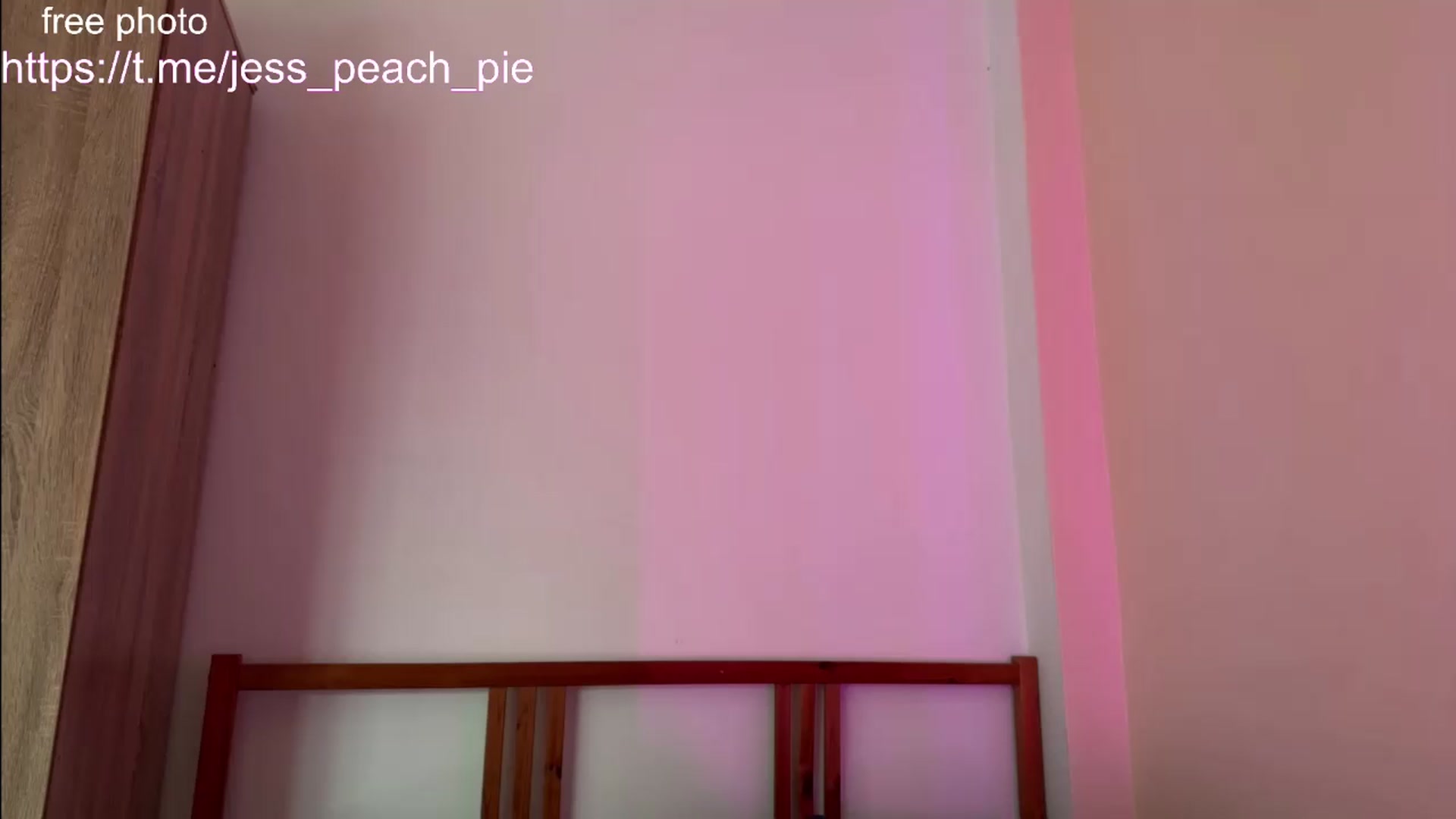 Gallery image thumbnail from Jess_peach's myfreecams stream on, 11/21/2024, 07:21 image 18 of 20