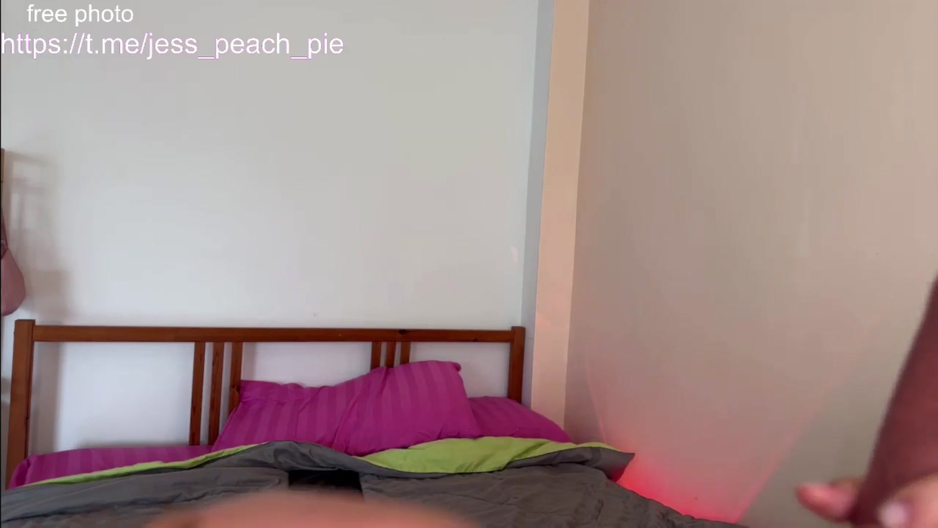 Gallery image thumbnail from Jess_peach's myfreecams stream on, 12/06/2024, 08:42 image 2 of 20