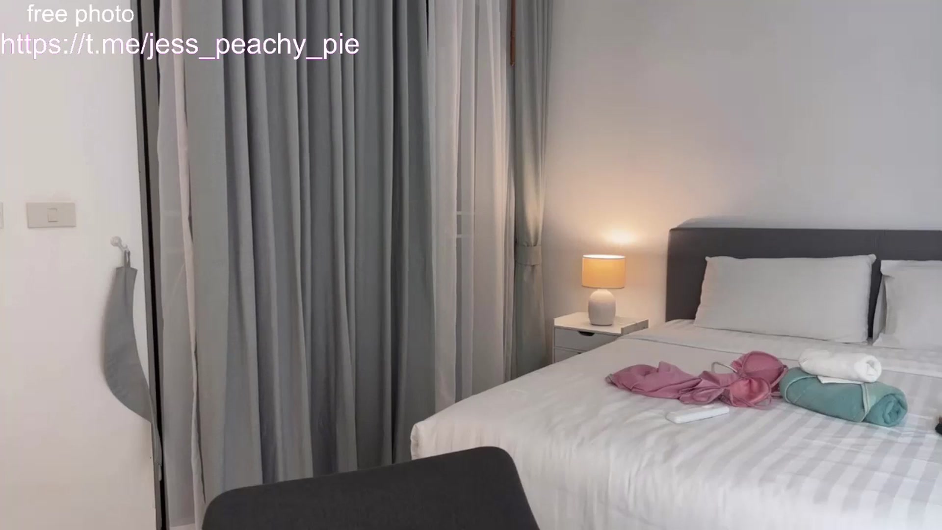 Gallery image thumbnail from Jess_peach's myfreecams stream on, 12/24/2024, 15:44 image 20 of 20