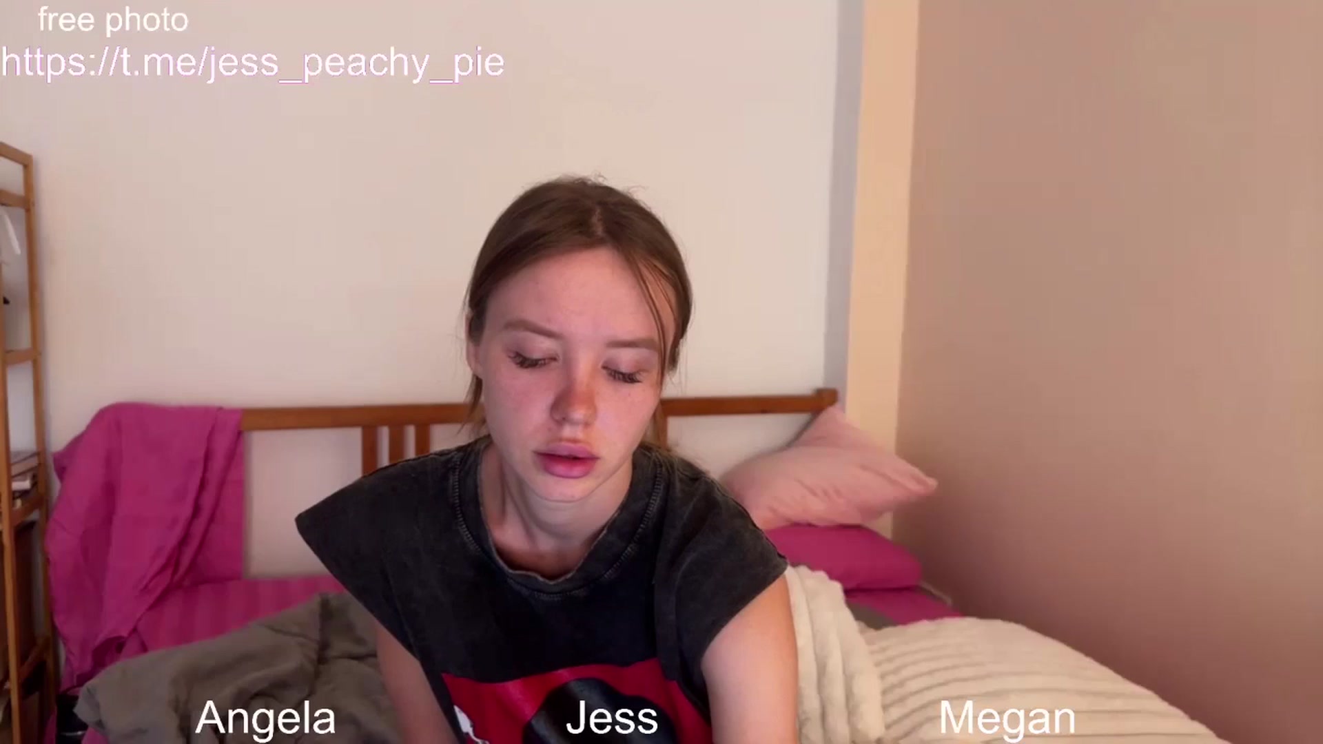 Gallery image thumbnail from Jess_peach's myfreecams stream on, 12/25/2024, 11:06 image 2 of 20