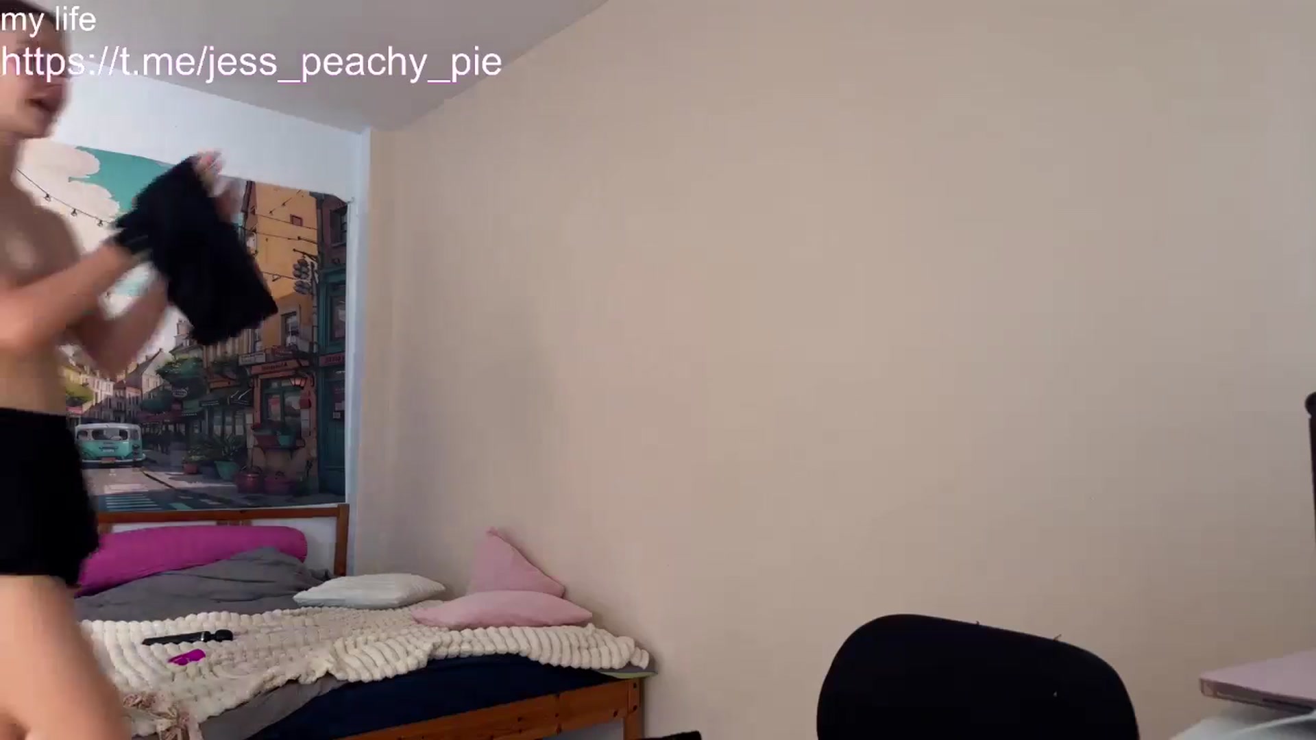 Gallery image thumbnail from Jess_peach's myfreecams stream on, 01/27/2025, 10:07 image 19 of 20
