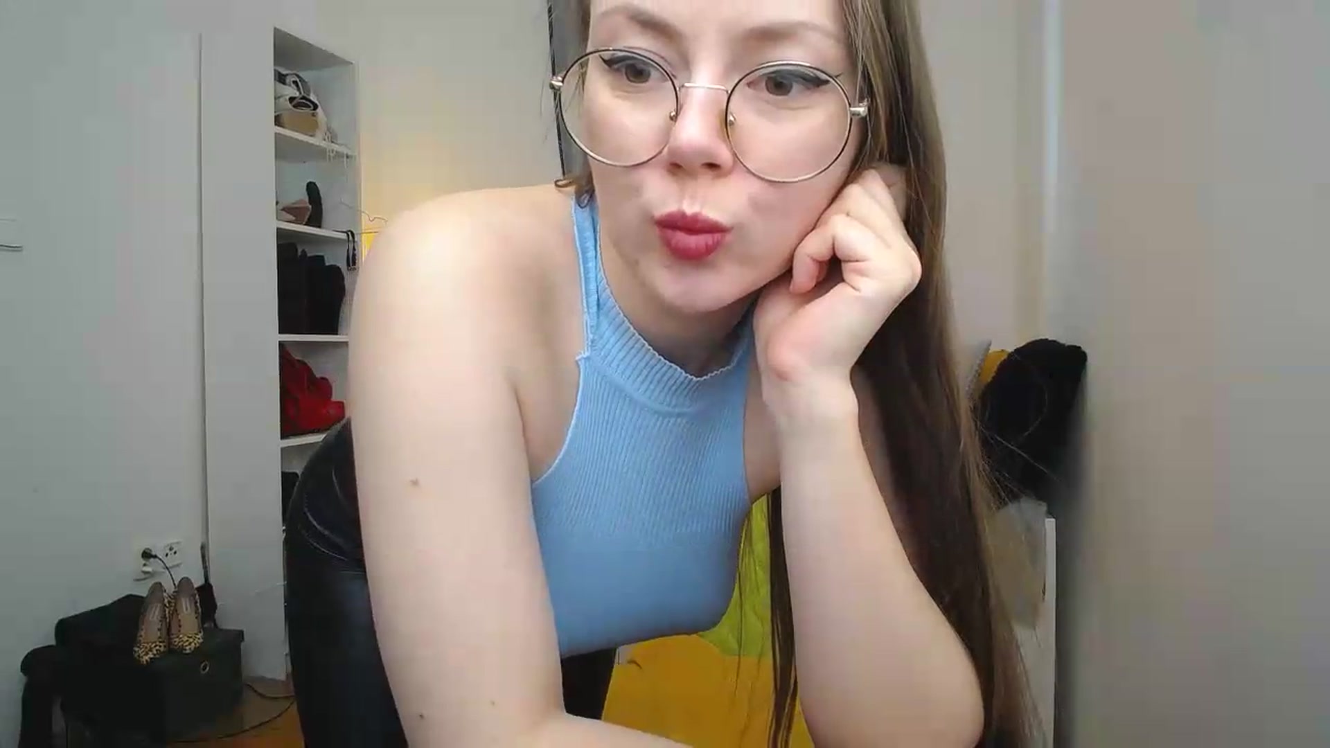Gallery image thumbnail from JessaRouds's myfreecams stream on, 05/26/2026, 07:02 image 6 of 20