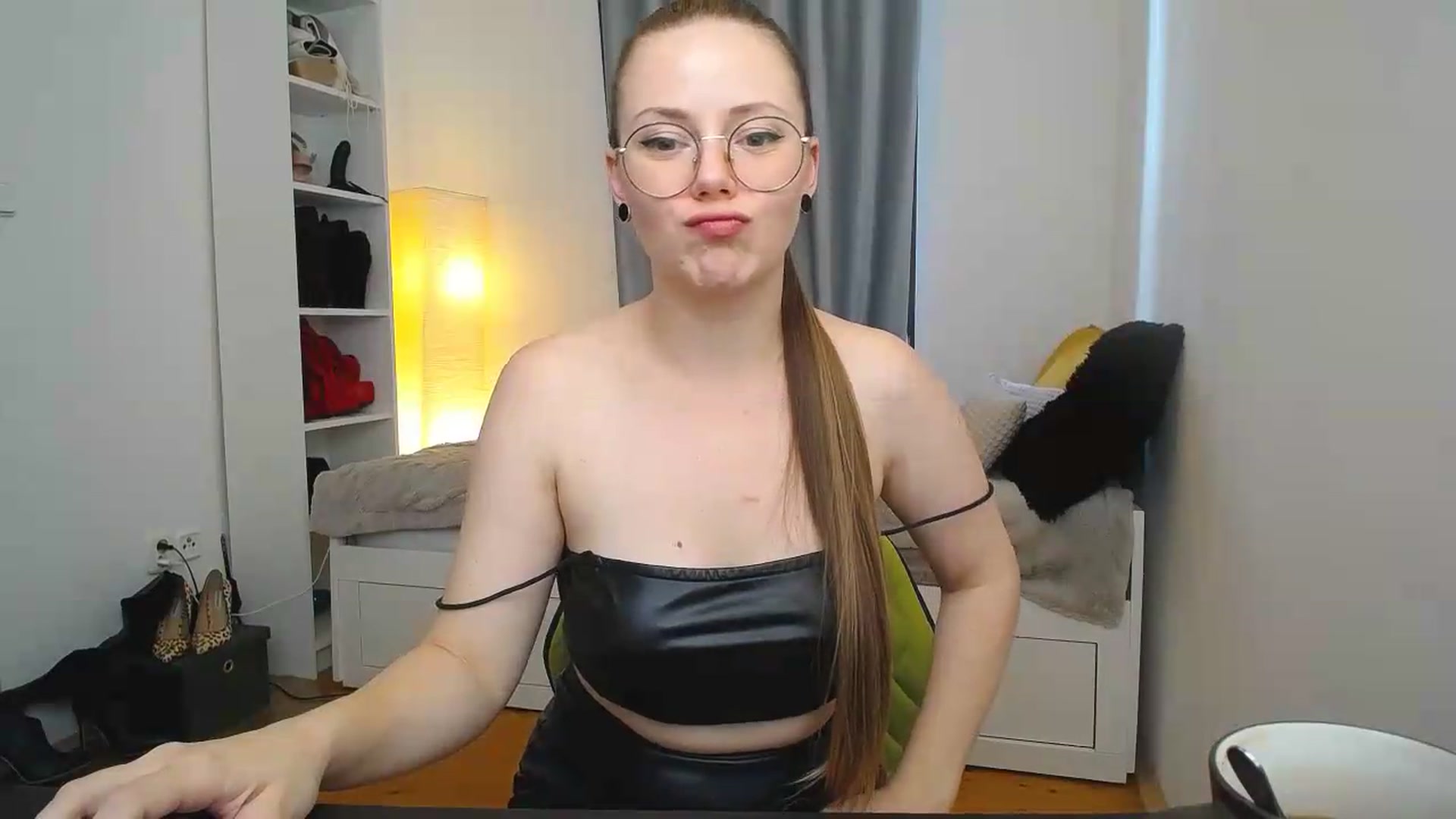Gallery image thumbnail from JessaRouds's myfreecams stream on, 05/28/2026, 09:43 image 16 of 20