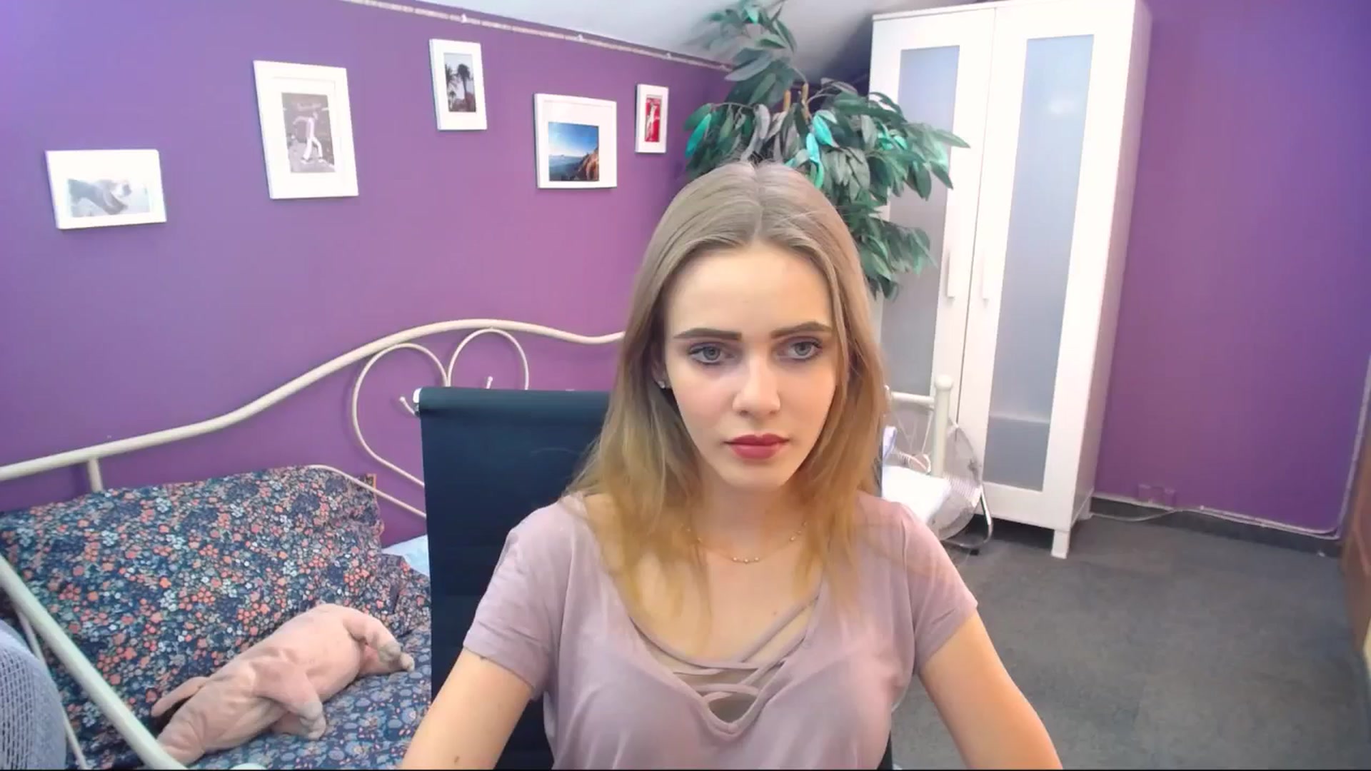 Gallery image thumbnail from Jessamine's myfreecams stream on, 07/06/2024, 10:03 image 8 of 20