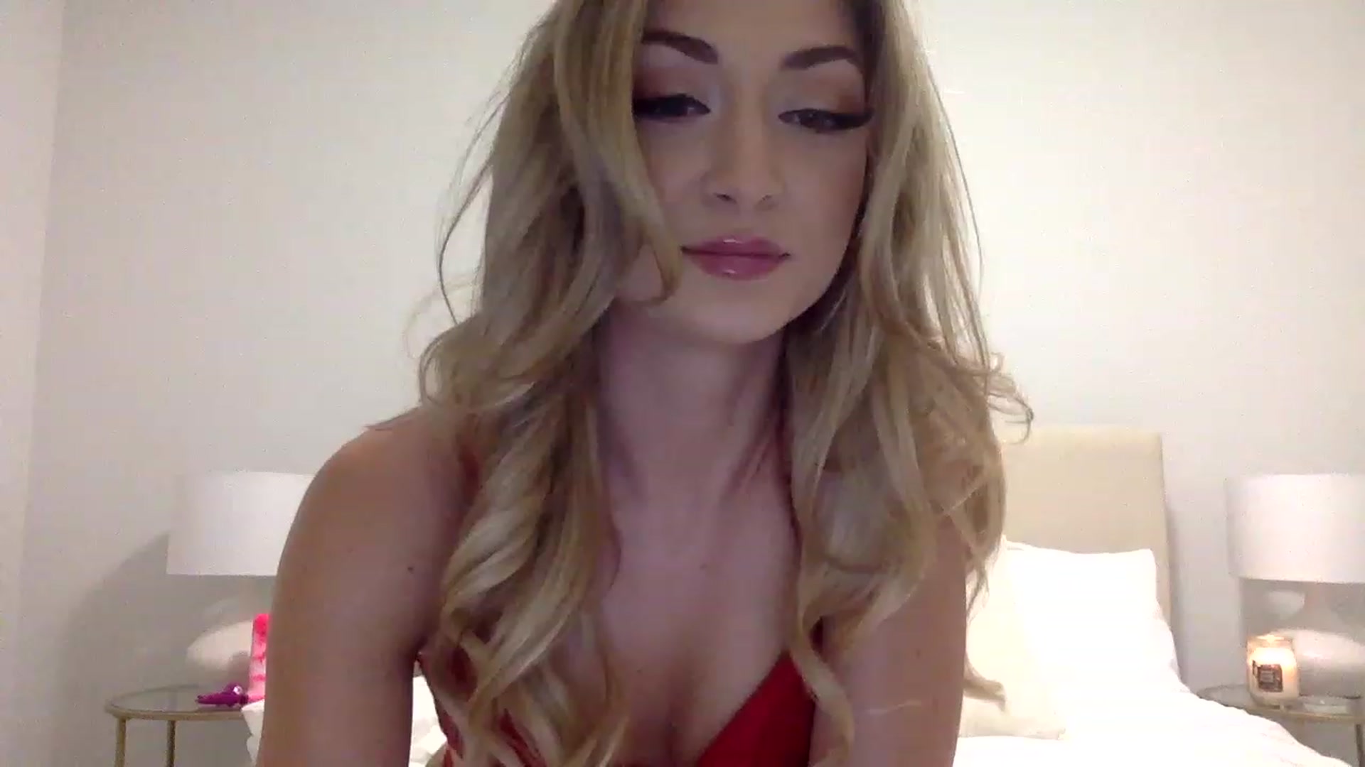 Gallery image thumbnail from JessaxJade's myfreecams stream on, 12/03/2022, 03:32 image 7 of 20
