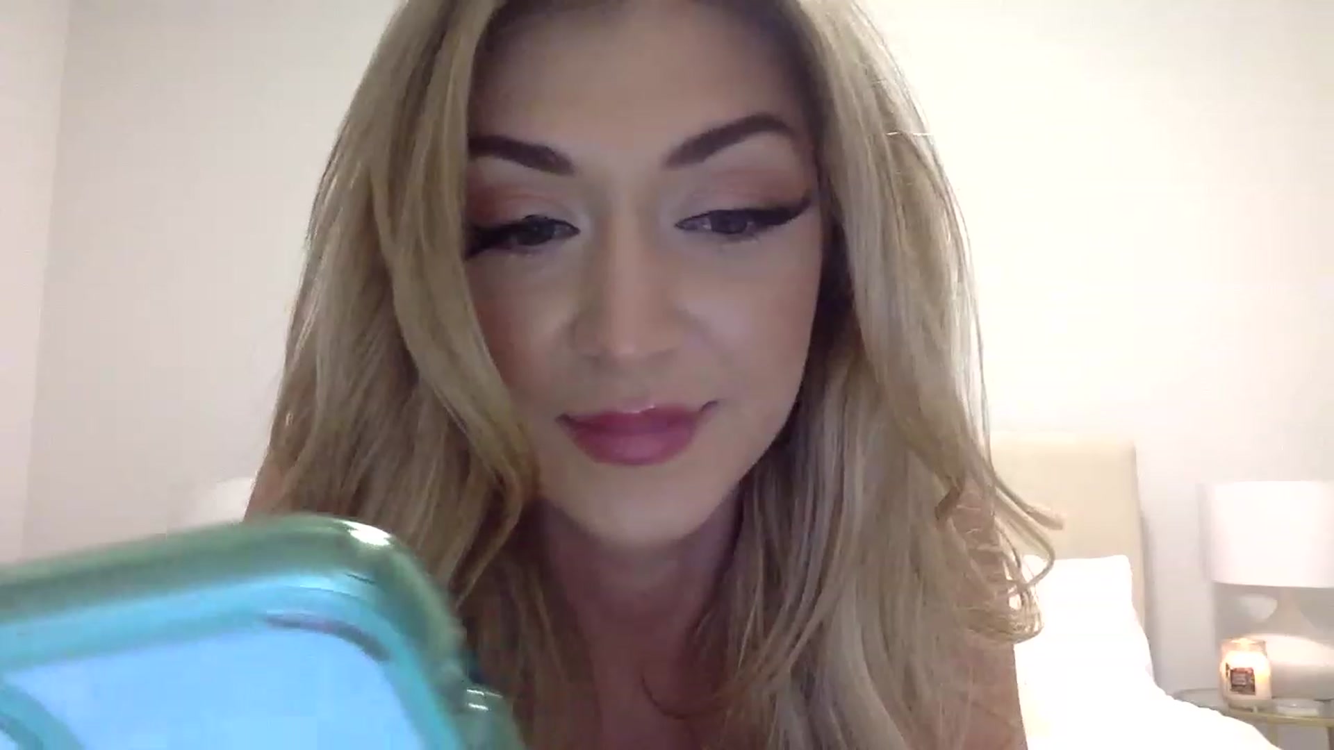 Gallery image thumbnail from JessaxJade's myfreecams stream on, 12/03/2022, 05:10 image 14 of 20