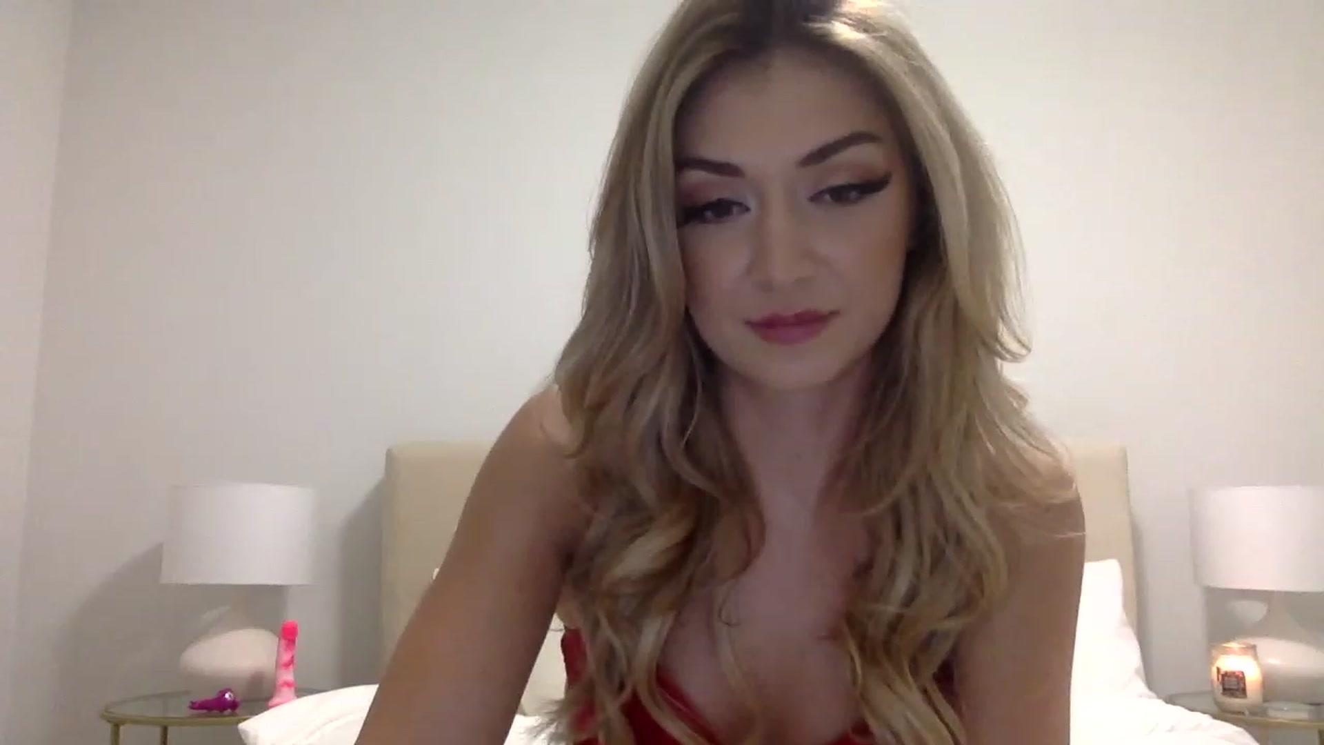 Gallery image thumbnail from JessaxJade's myfreecams stream on, 12/03/2022, 06:32 image 15 of 20