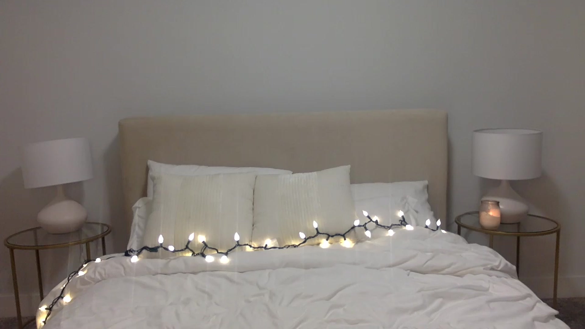 Gallery image thumbnail from JessaxJade's myfreecams stream on, 12/18/2022, 05:52 image 20 of 20