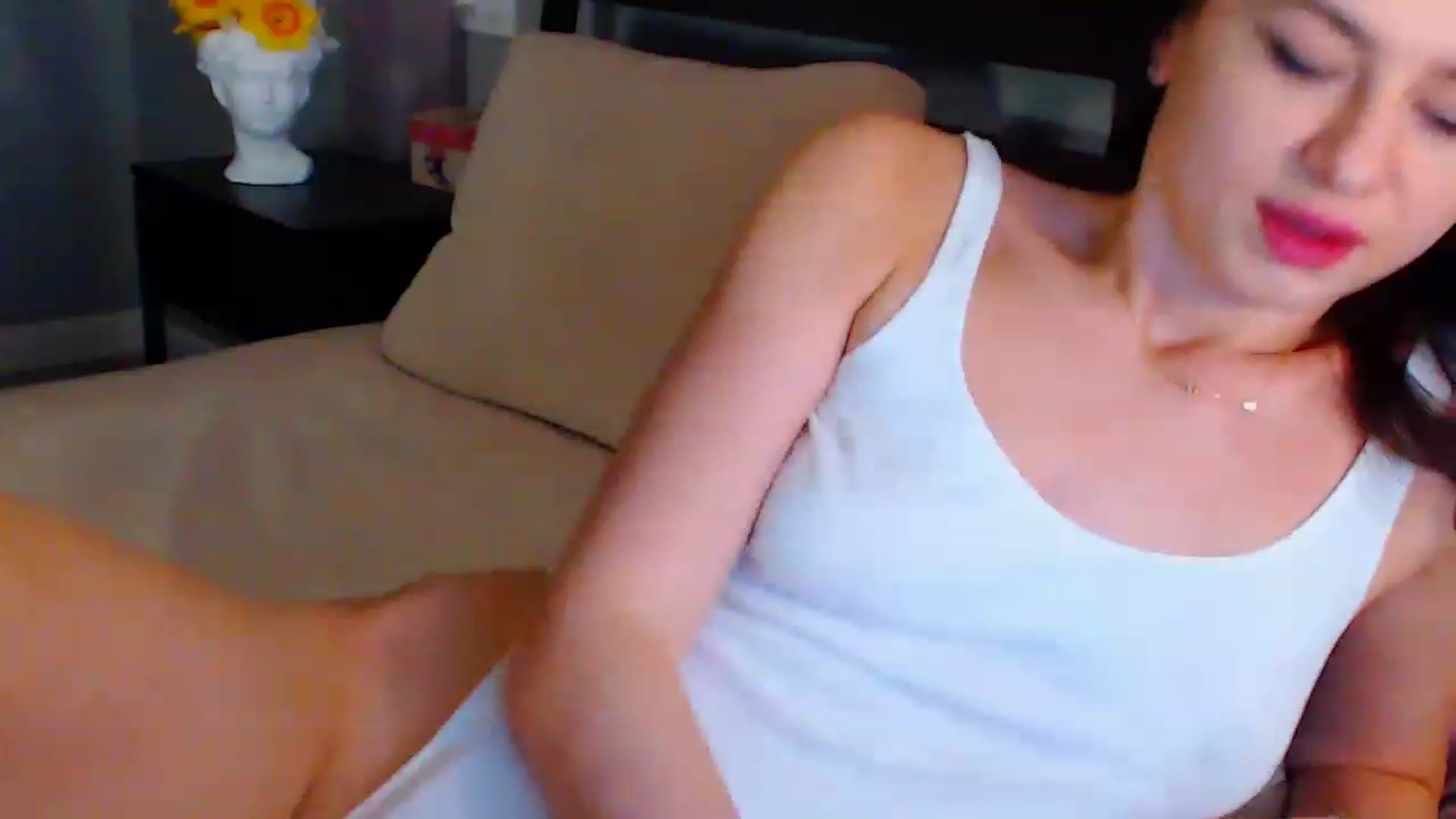 Gallery image thumbnail from JesseJane's myfreecams stream on, 03/27/2023, 20:46 image 18 of 20