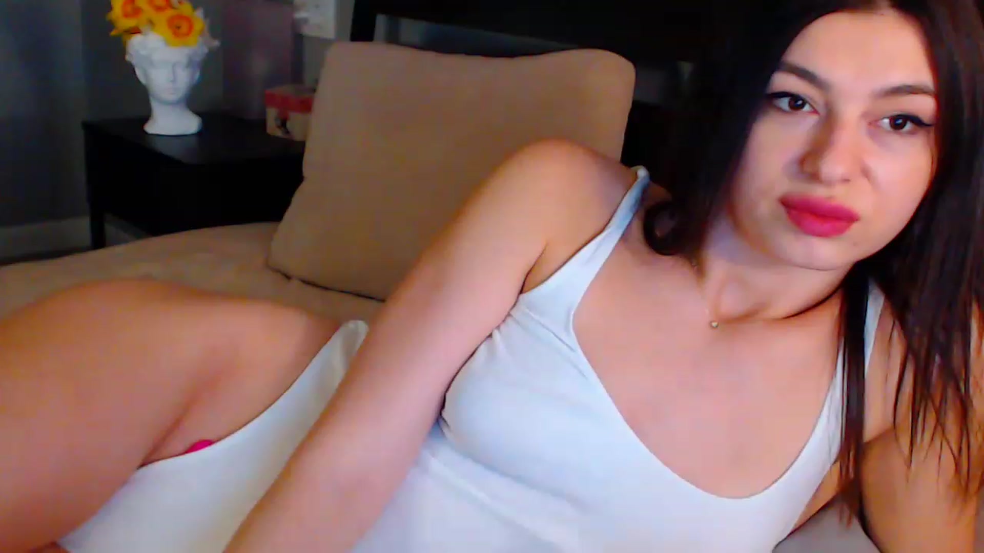 Gallery image thumbnail from JesseJane's myfreecams stream on, 03/28/2023, 24:46 image 9 of 20