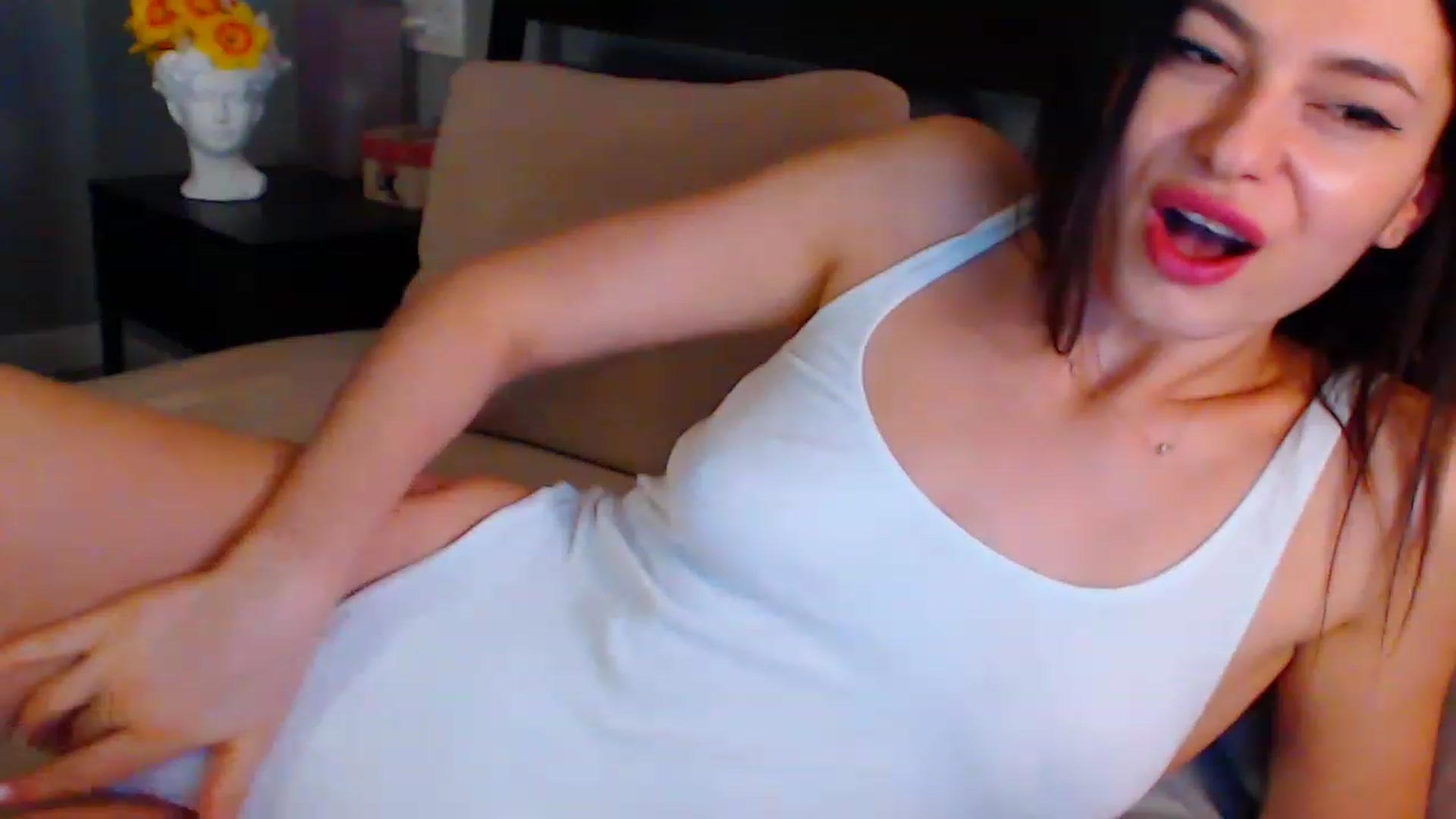 Gallery image thumbnail from JesseJane's myfreecams stream on, 03/28/2023, 24:46 image 10 of 20
